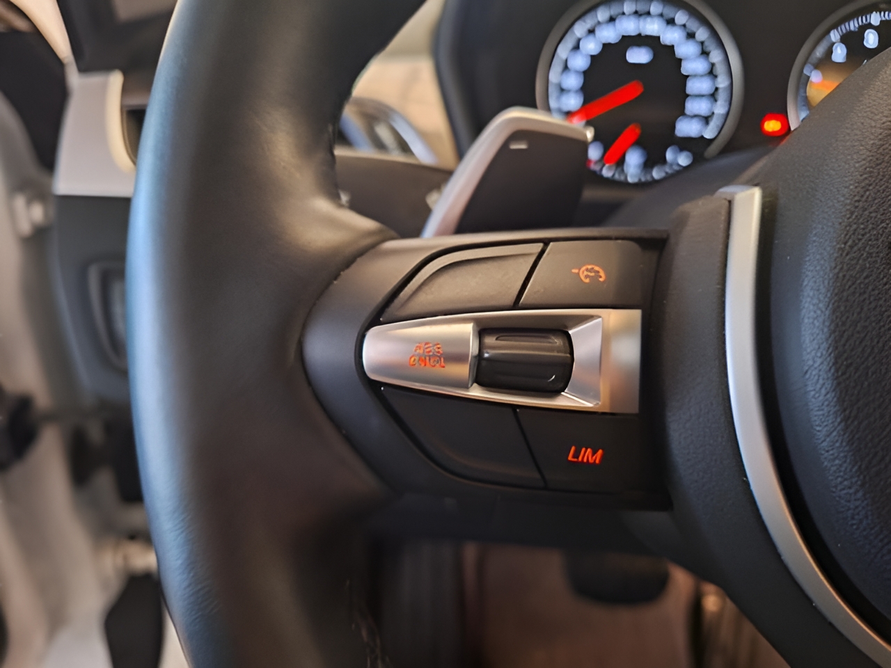 BMW X1 sDrive20i color Blanco. Año 2019. 141KW(192CV). Gasolina. En concesionario Automóviles Oviedo S.A. de Asturias
