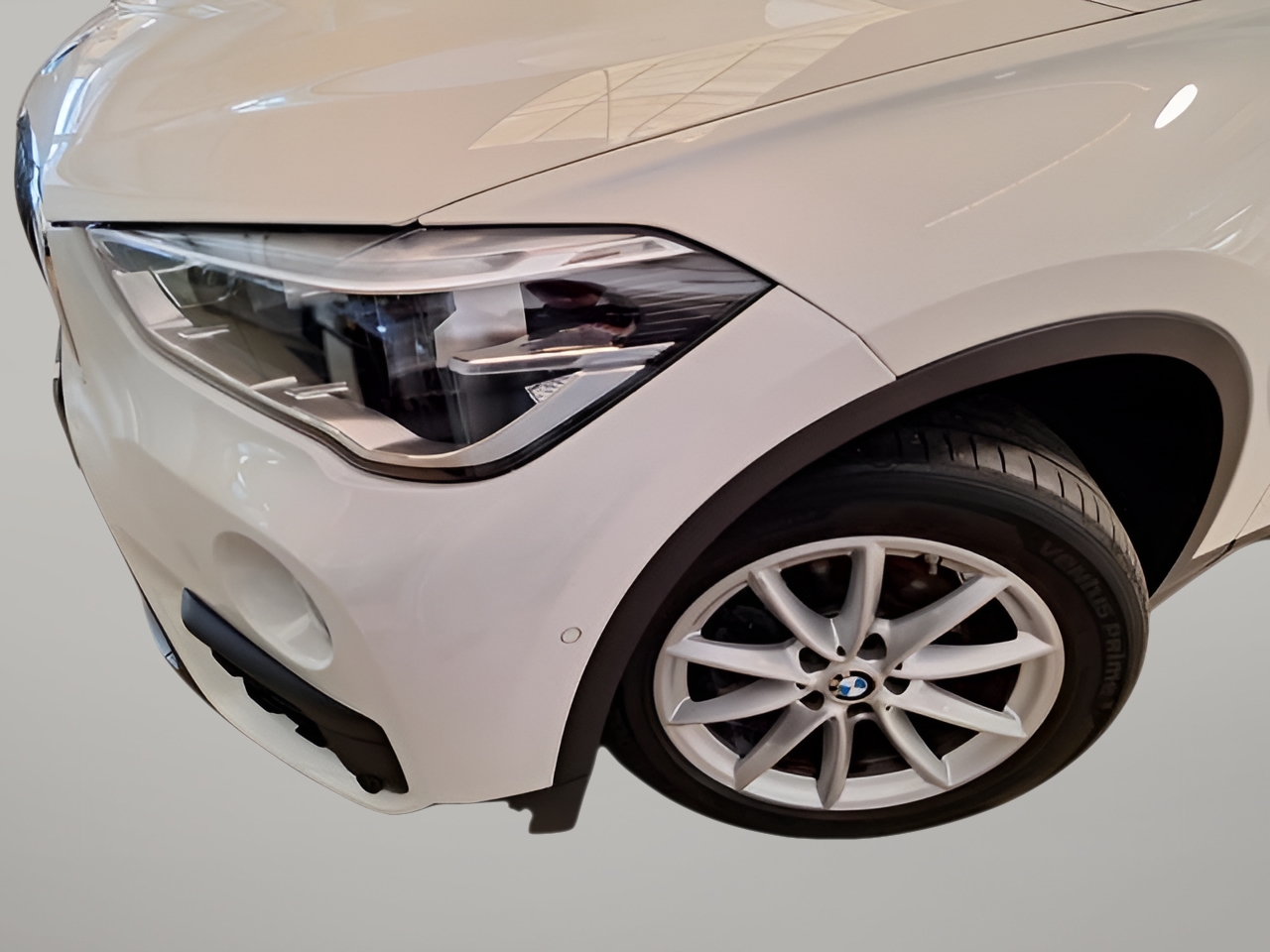 BMW X1 sDrive18d color Blanco. Año 2019. 110KW(150CV). Diésel. En concesionario Automóviles Oviedo S.A. de Asturias