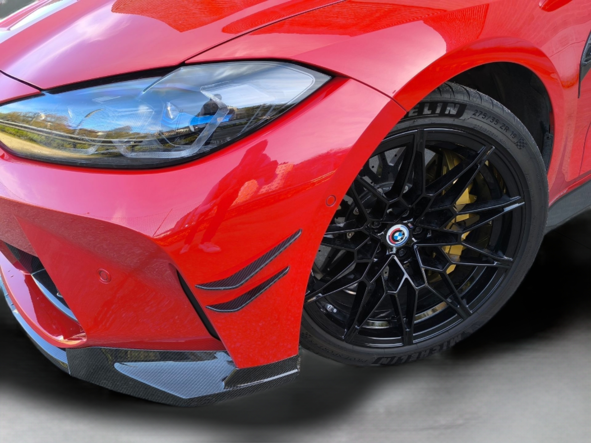 BMW M M4 Coupe Competition color Rojo. Año 2022. 375KW(510CV). Gasolina. En concesionario Automóviles Oviedo S.A. de Asturias