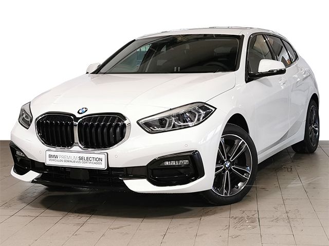 Fotos de BMW Serie 1 116d color Blanco. Año 2021. 85KW(116CV). Diésel. En concesionario Automóviles Oviedo S.A. de Asturias