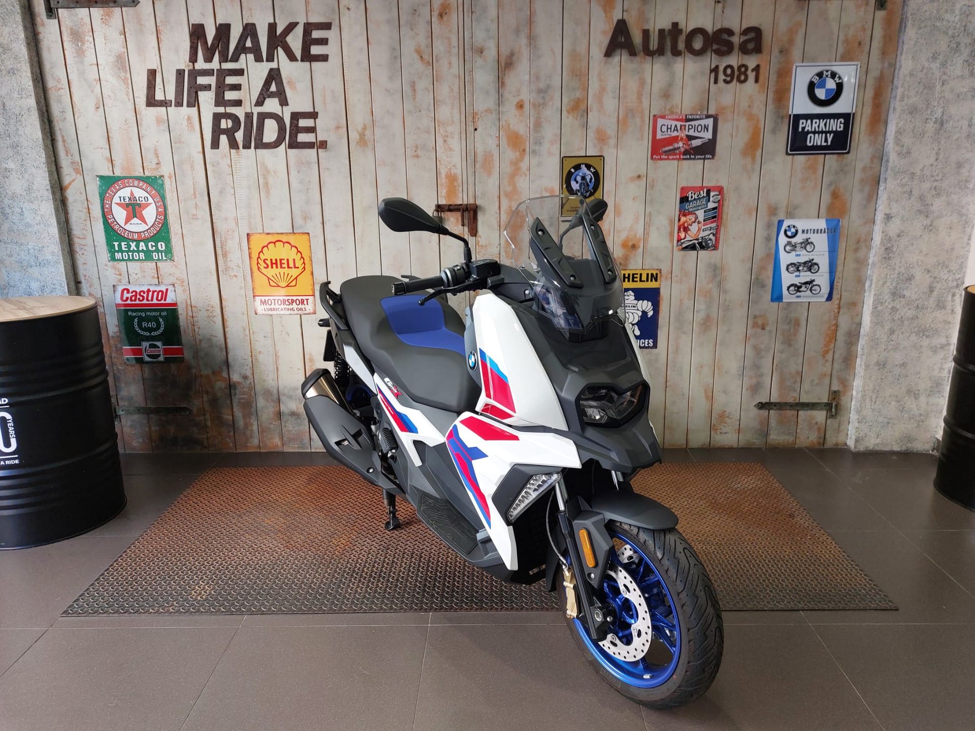BMW Motorrad C 400 X 