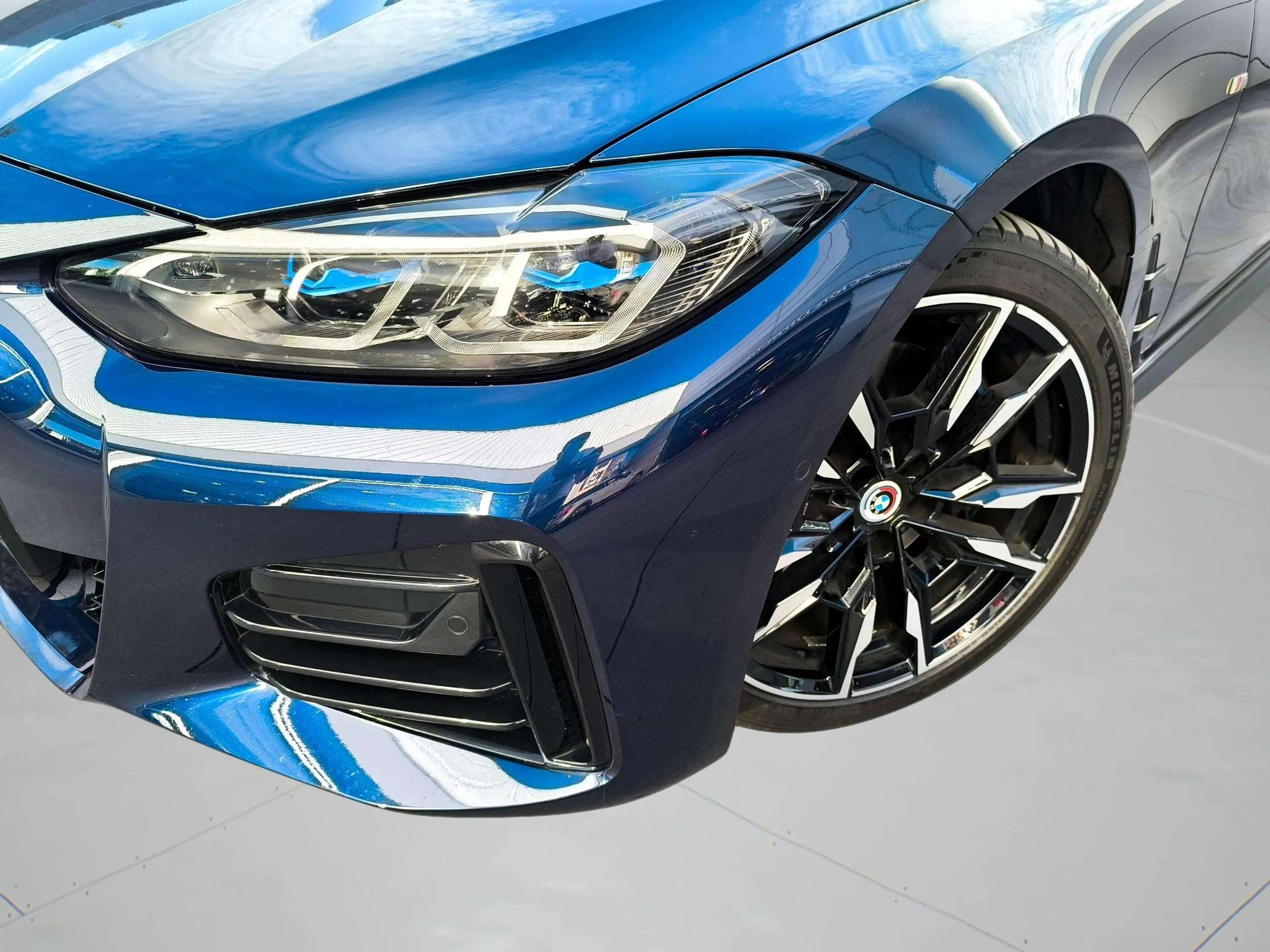 BMW Serie 4 M440i Gran Coupe color Azul. Año 2022. 275KW(374CV). Gasolina. En concesionario Automóviles Oviedo S.A. de Asturias