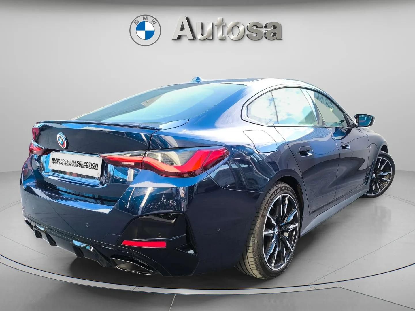 BMW Serie 4 M440i Gran Coupe color Azul. Año 2022. 275KW(374CV). Gasolina. En concesionario Automóviles Oviedo S.A. de Asturias