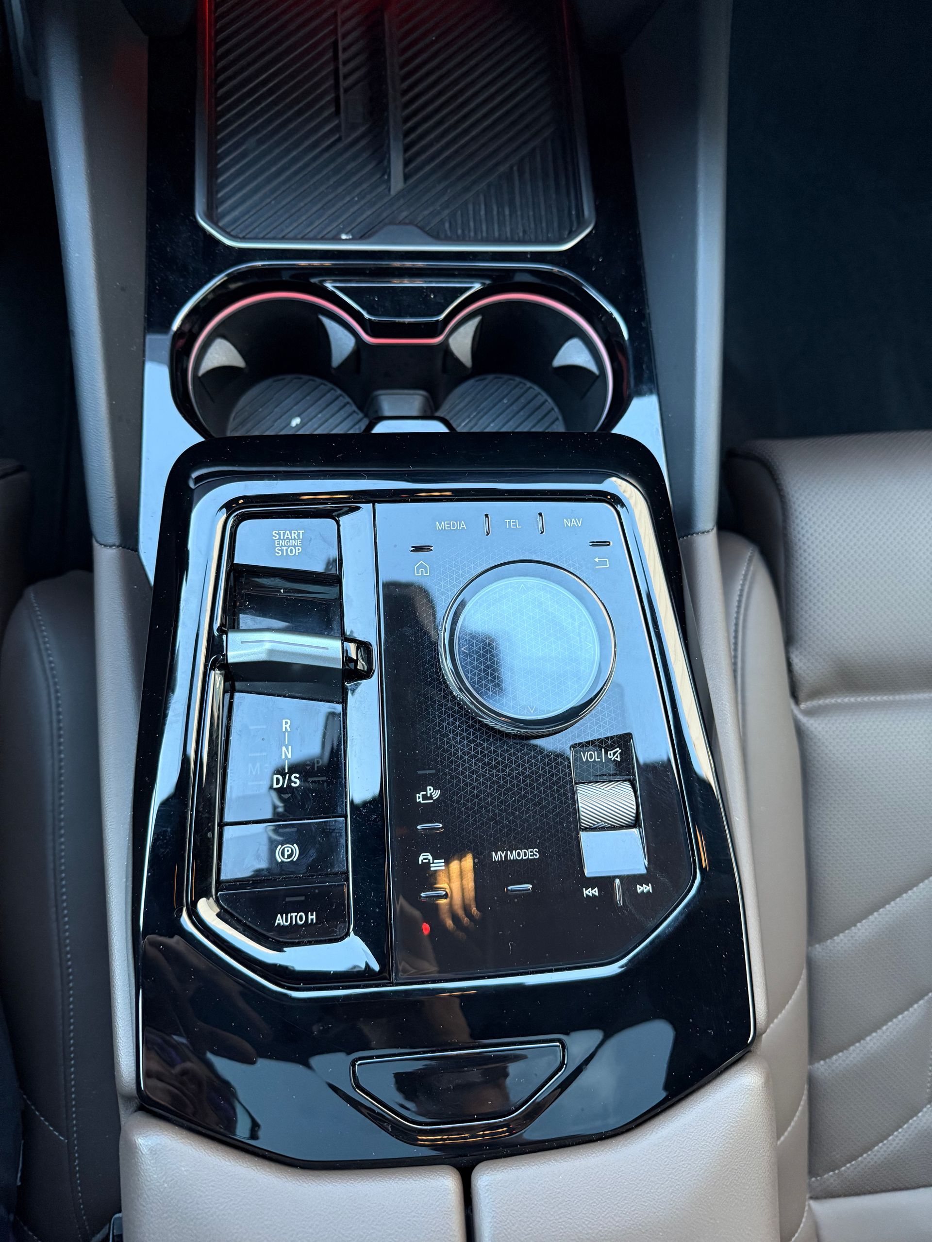 BMW Serie 5 550e xDrive 360 kW (490 CV)