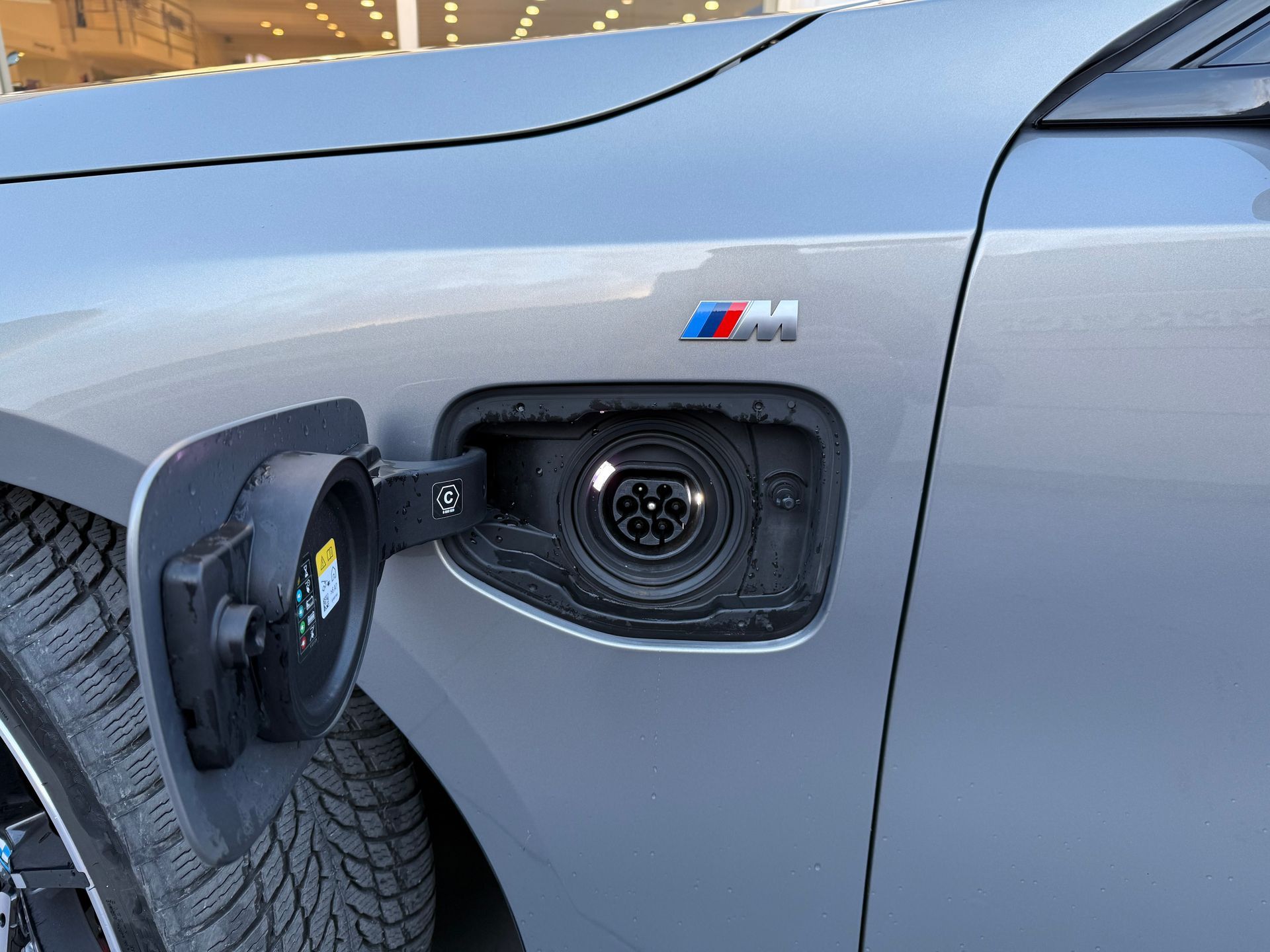 BMW Serie 5 550e xDrive 360 kW (490 CV)