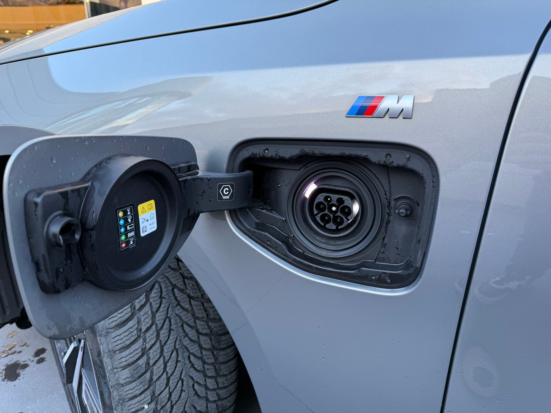 BMW Serie 5 550e xDrive 360 kW (490 CV)