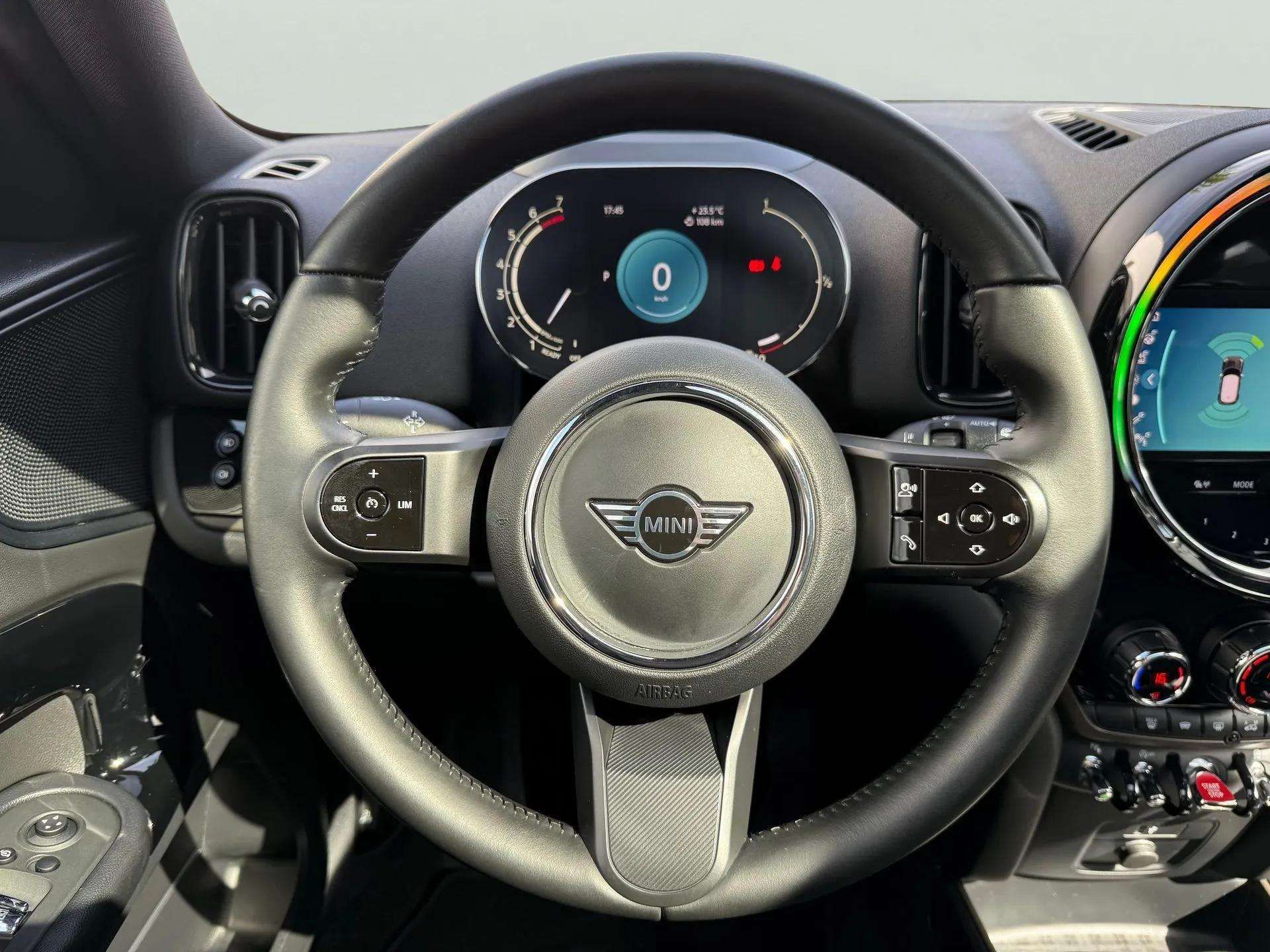 MINI MINI Countryman Cooper 100 kW (136 CV)