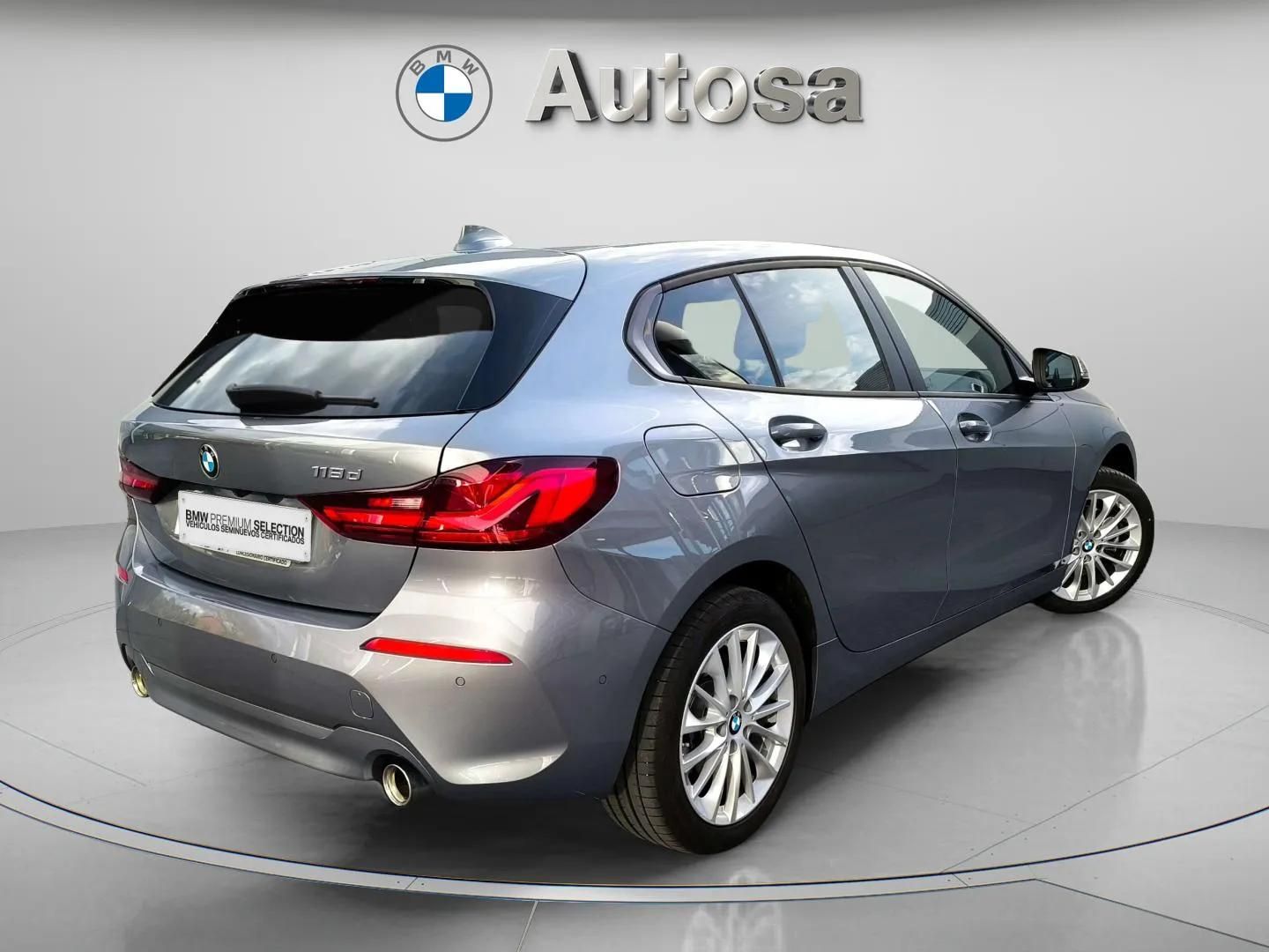 BMW Serie 1 118d color Gris. Año 2024. 110KW(150CV). Diésel. En concesionario Automóviles Oviedo S.A. de Asturias