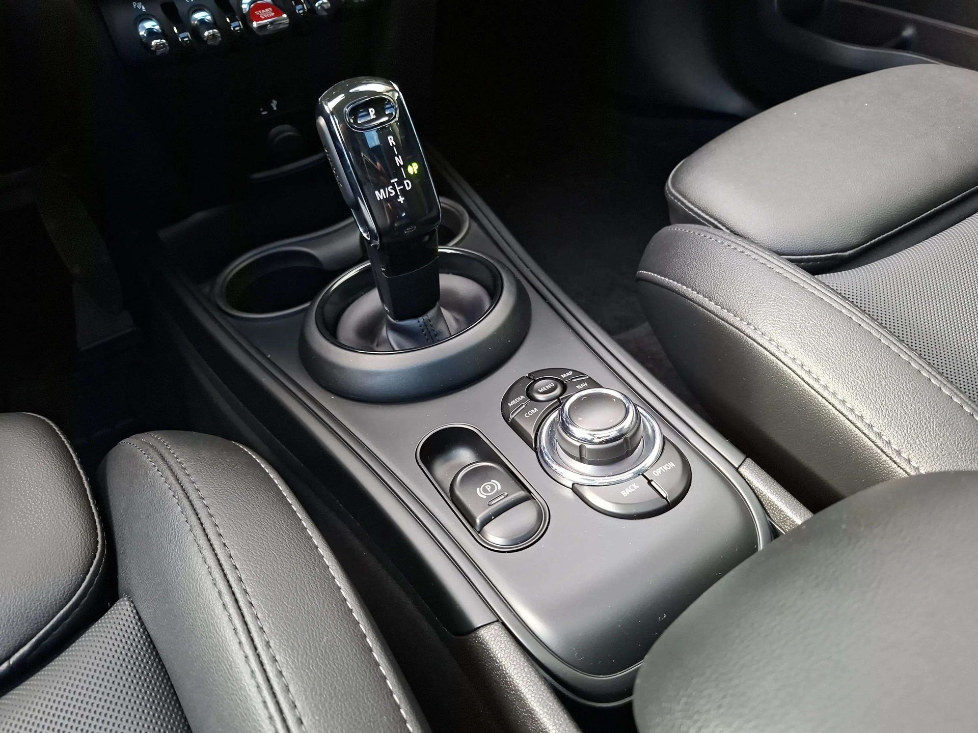 MINI MINI Countryman Cooper 100 kW (136 CV)