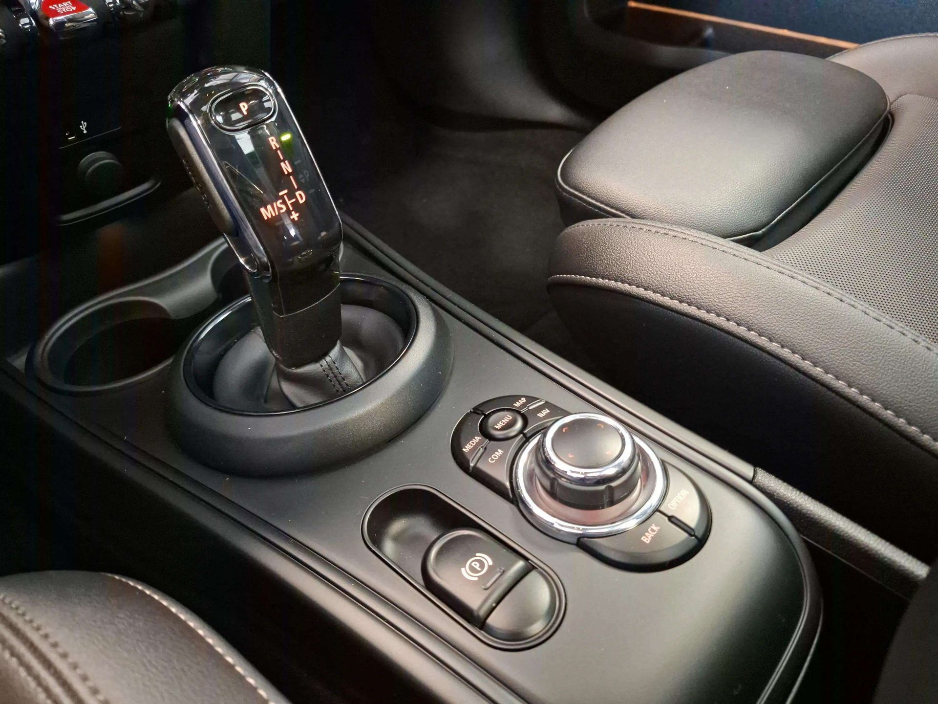 MINI MINI Countryman Cooper 100 kW (136 CV)