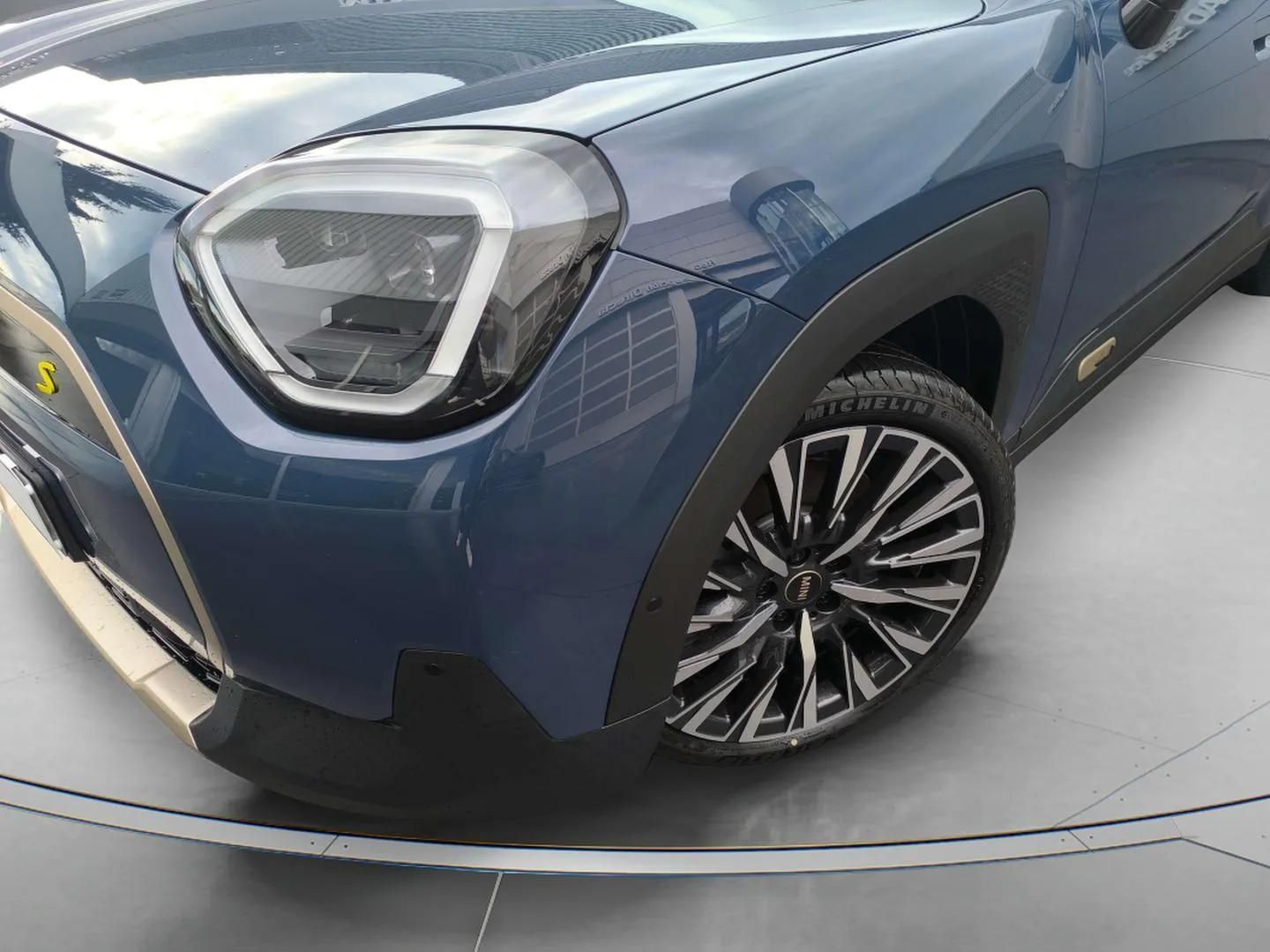 MINI MINI Aceman SE 160 kW (218 CV)