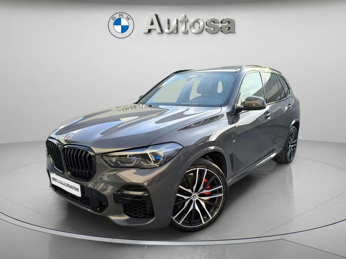 Fotos de BMW X5 xDrive30d color Gris. Año 2022. 210KW(286CV). Diésel. En concesionario Automóviles Oviedo S.A. de Asturias