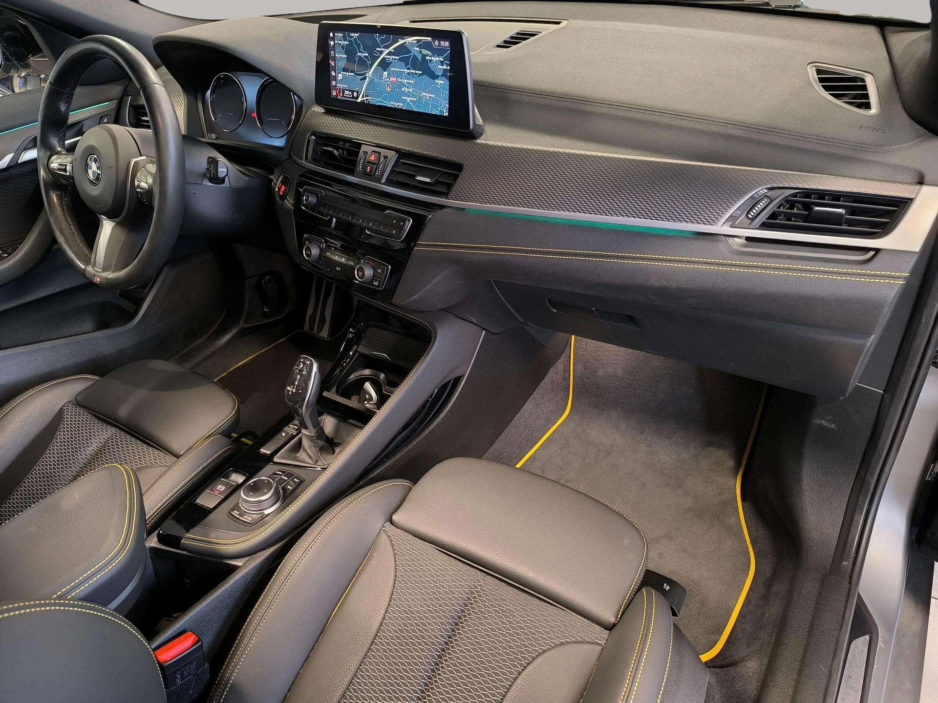 BMW X2 sDrive18d Business 110 kW (150 CV)