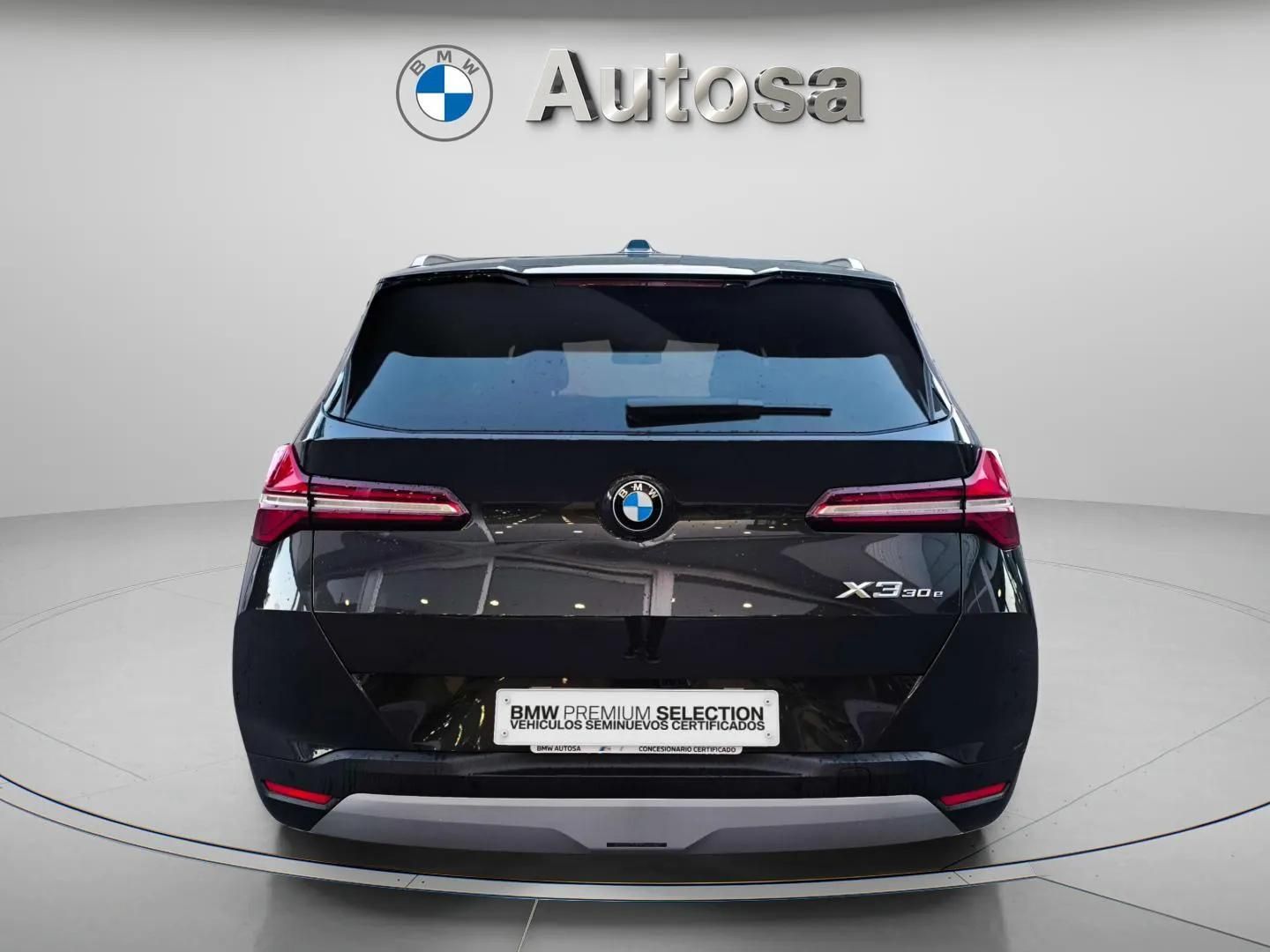 BMW X3 xDrive30e 220 kW (299 CV)