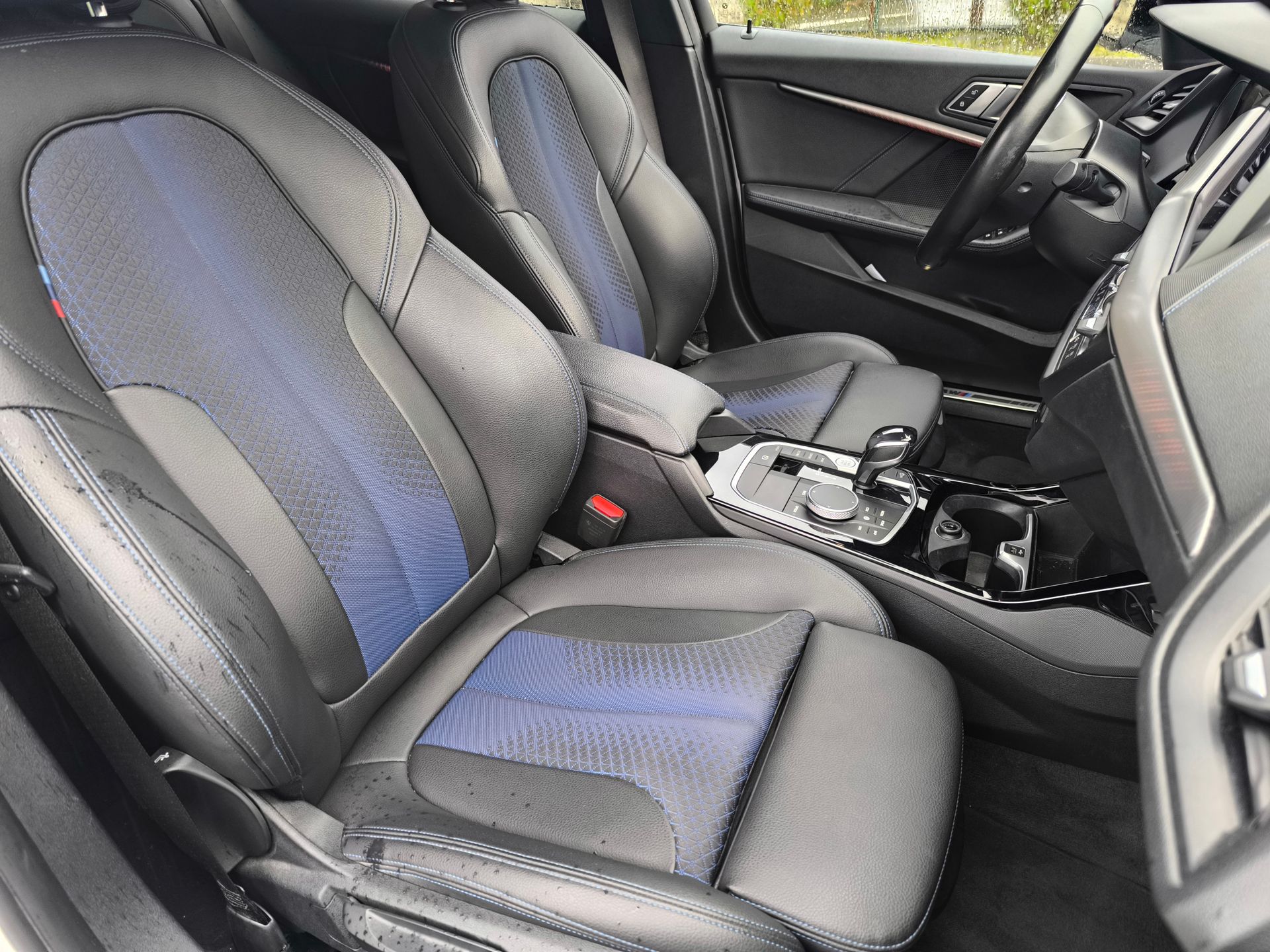 BMW Serie 1 116d color Blanco. Año 2020. 85KW(116CV). Diésel. En concesionario Automóviles Oviedo S.A. de Asturias