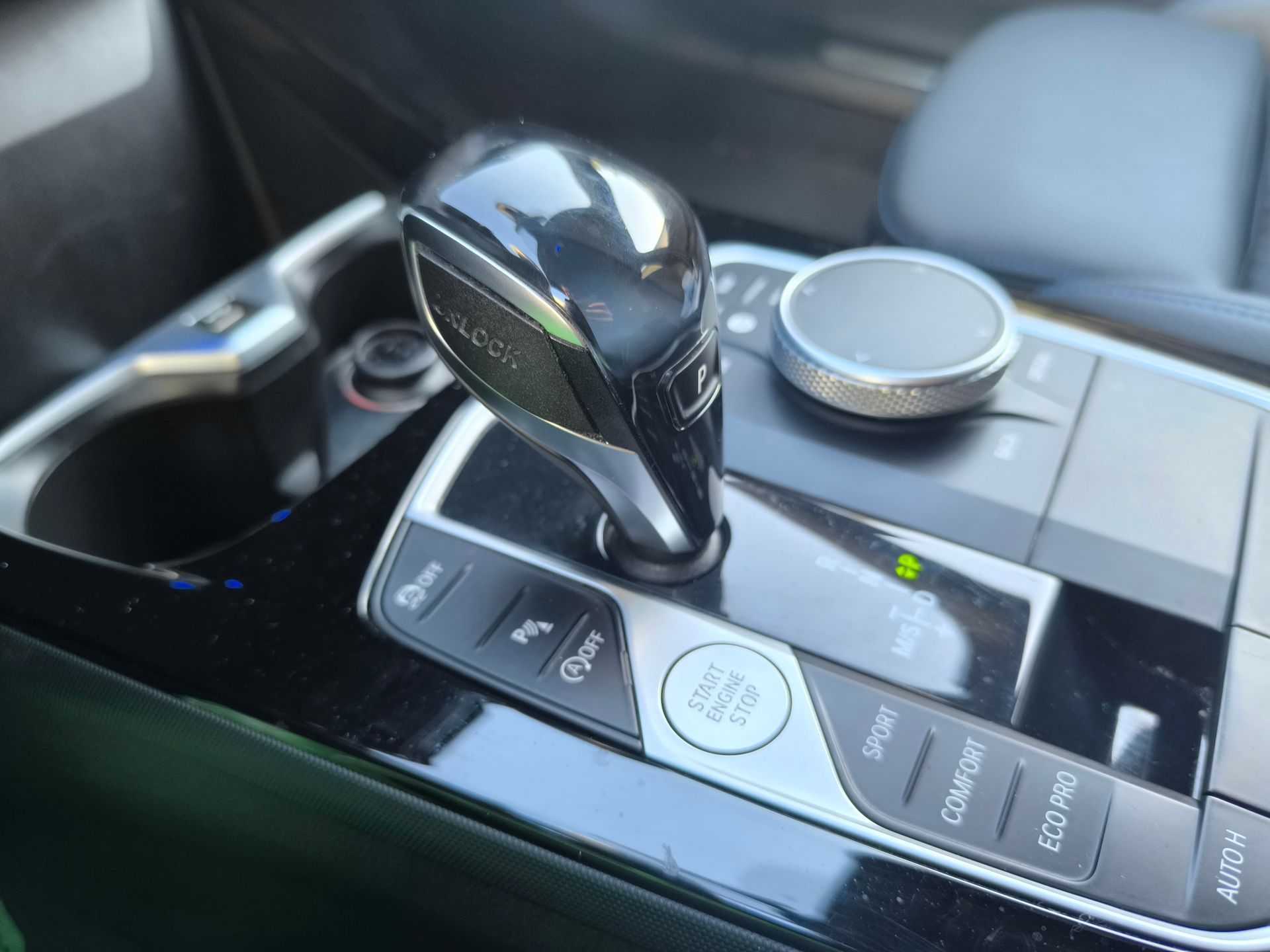 BMW Serie 1 116d color Blanco. Año 2020. 85KW(116CV). Diésel. En concesionario Automóviles Oviedo S.A. de Asturias