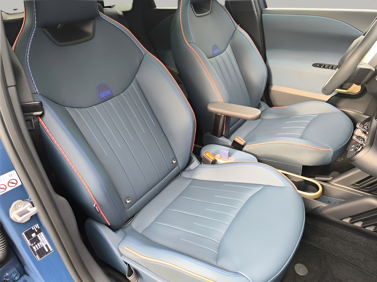 fotoG 15 del MINI MINI Aceman SE 160 kW (218 CV) 218cv Eléctrico del 2024 en Asturias