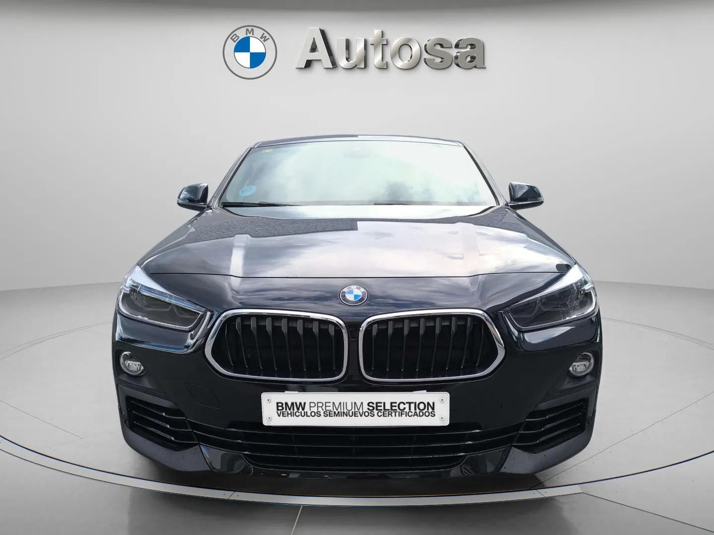 Fotos de BMW X2 sDrive18d color Negro. Año 2020. 110KW(150CV). Diésel. En concesionario Automóviles Oviedo S.A. de Asturias