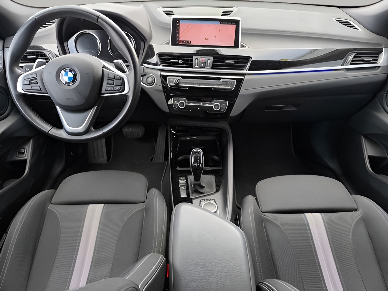 BMW X2 sDrive18d color Negro. Año 2020. 110KW(150CV). Diésel. En concesionario Automóviles Oviedo S.A. de Asturias