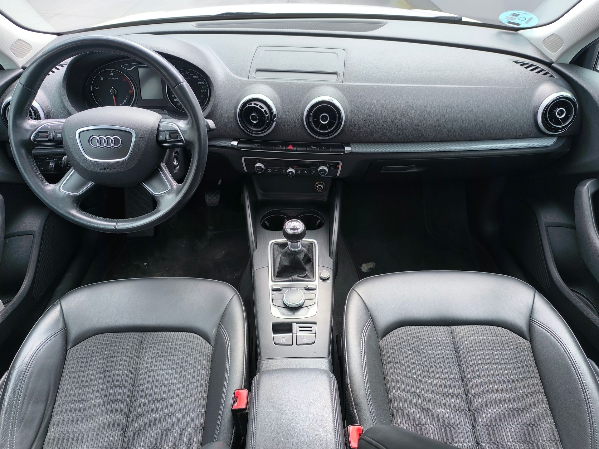 Audi A3 Sportback Advanced 1.6 TDI clean diesel 81 kW (110 CV)