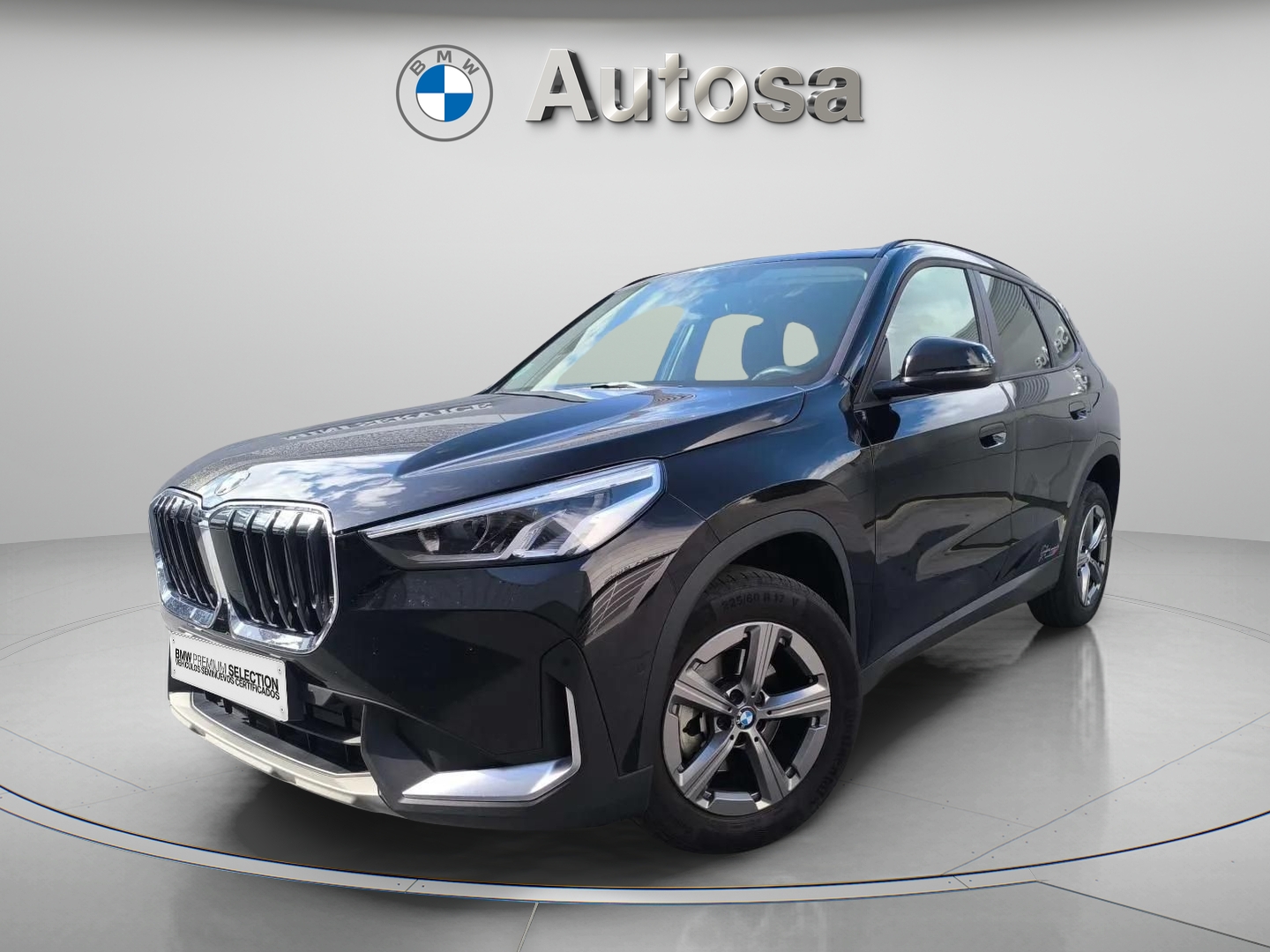 Fotos de BMW X1 sDrive18d color Negro. Año 2023. 110KW(150CV). Diésel. En concesionario Automóviles Oviedo S.A. de Asturias