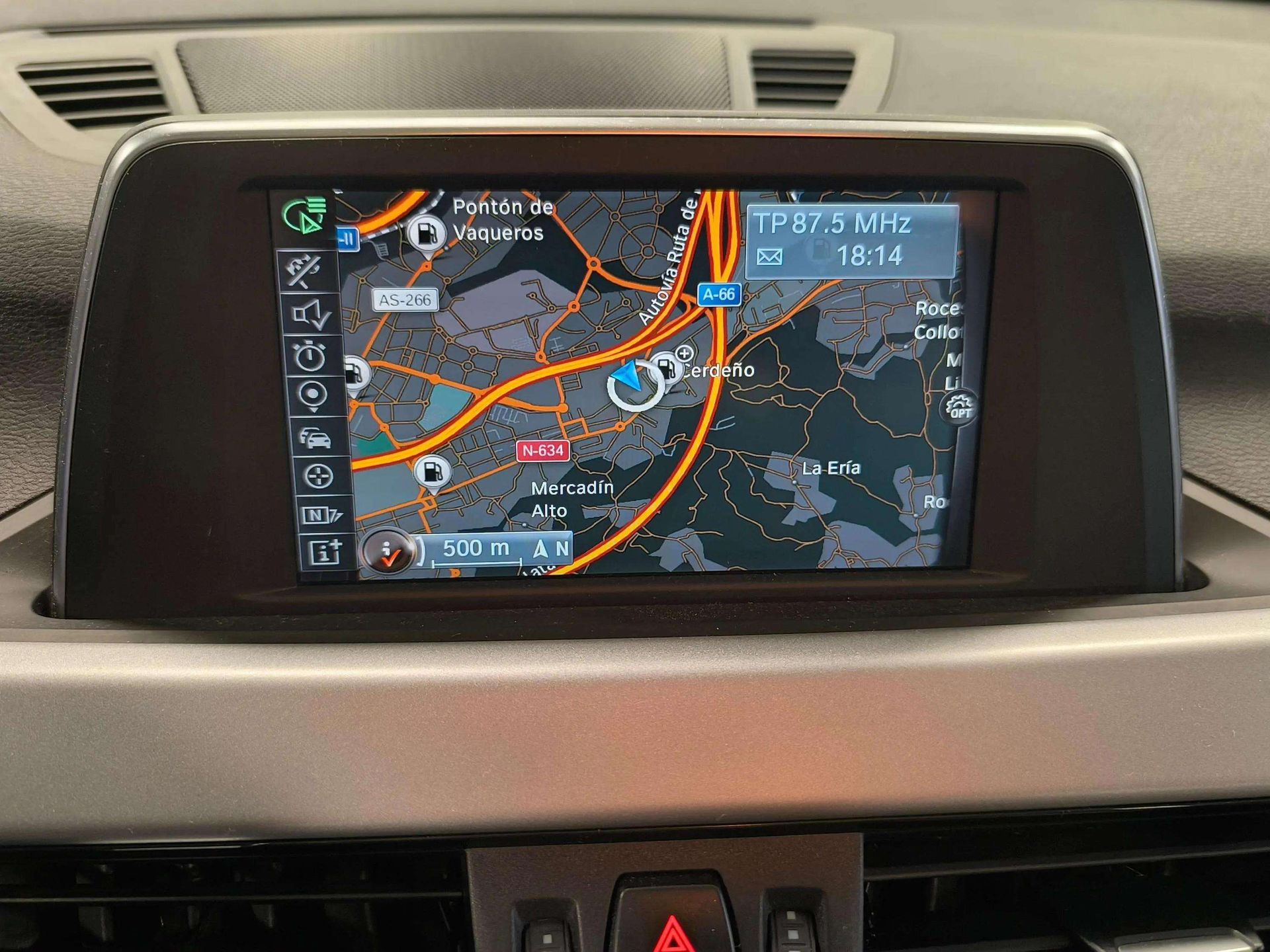 BMW X1 sDrive18i color Blanco. Año 2017. 100KW(136CV). Gasolina. En concesionario Automóviles Oviedo S.A. de Asturias