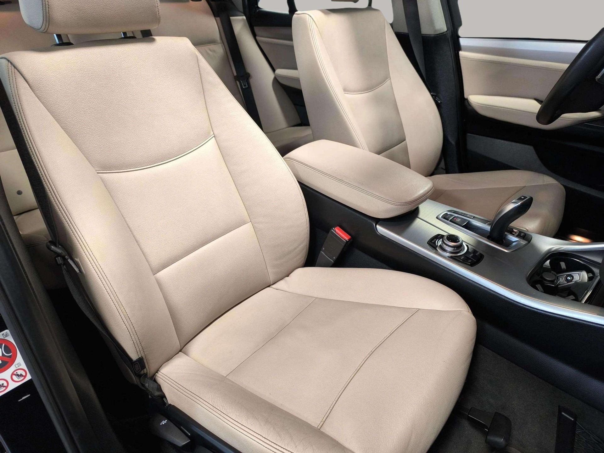 BMW X3 xDrive20d color Negro. Año 2017. 140KW(190CV). Diésel. En concesionario Automóviles Oviedo S.A. de Asturias