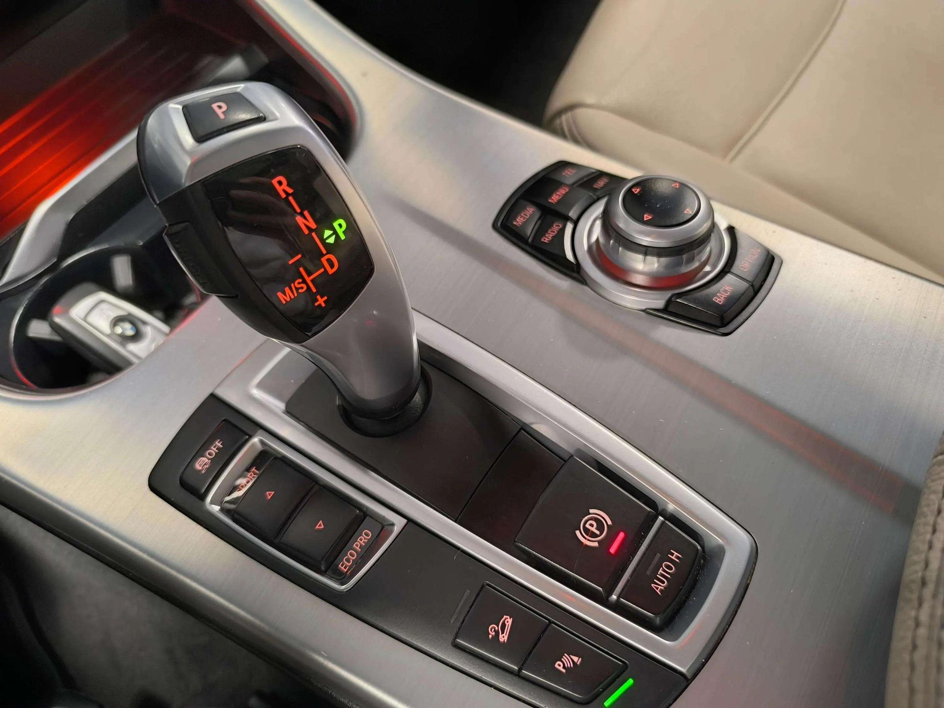 BMW X3 xDrive20d color Negro. Año 2017. 140KW(190CV). Diésel. En concesionario Automóviles Oviedo S.A. de Asturias