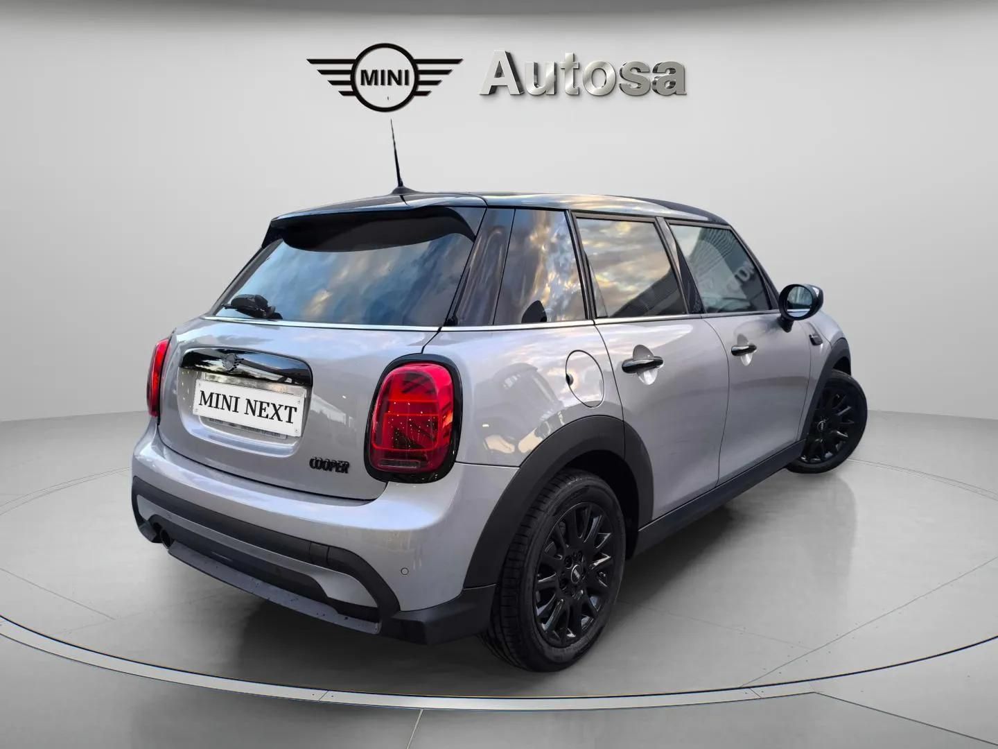 MINI MINI 5 Puertas Cooper 100 kW (136 CV)