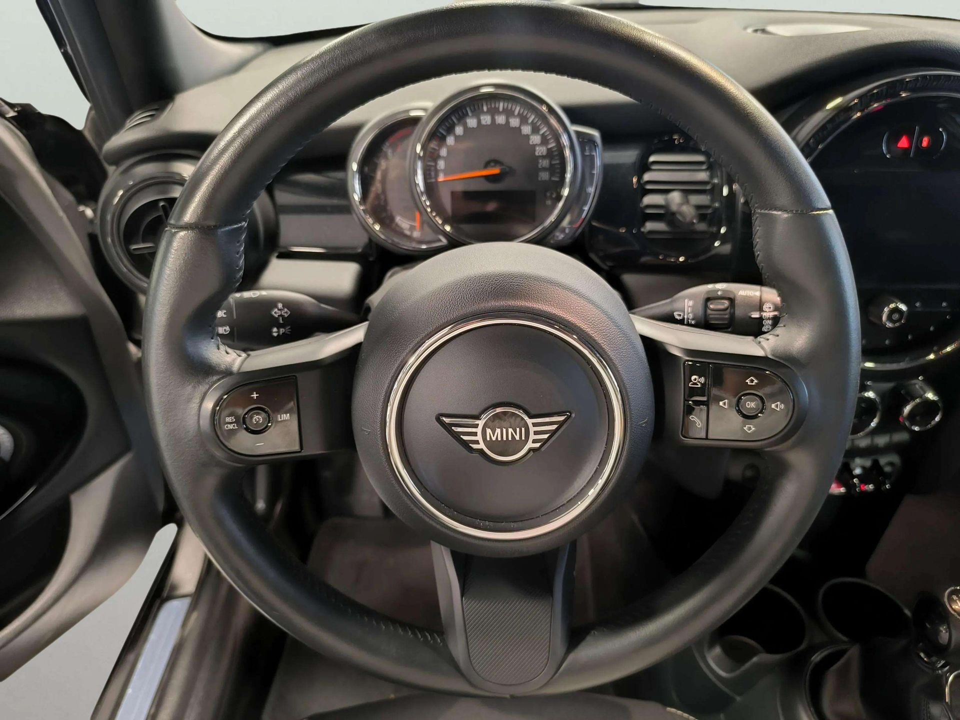 MINI MINI 5 Puertas Cooper 100 kW (136 CV)