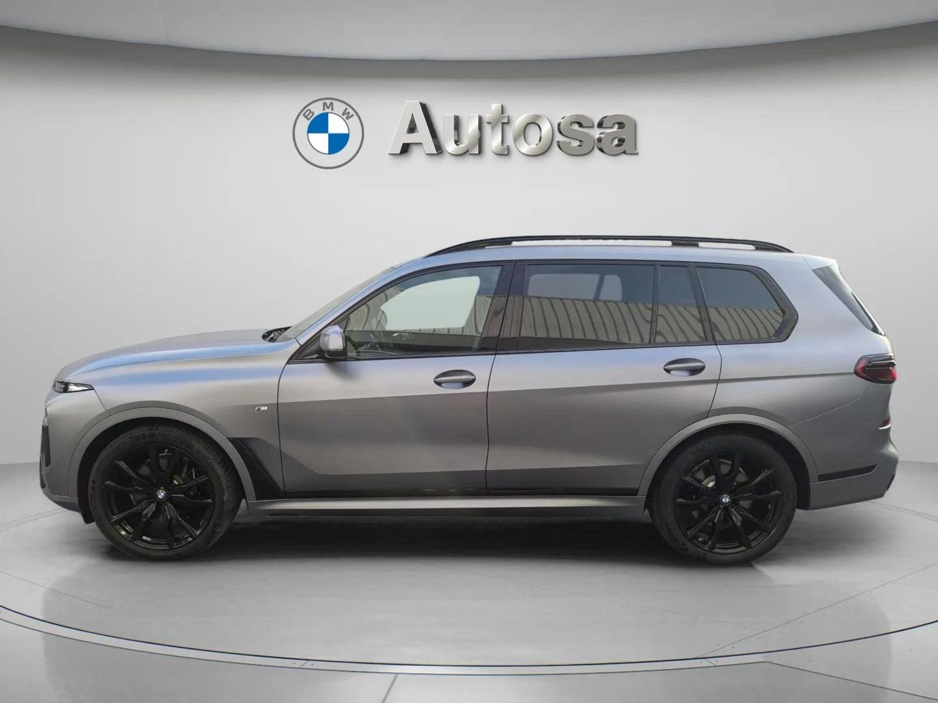Fotos de BMW X7 xDrive40d color Gris. Año 2024. 259KW(352CV). Diésel. En concesionario Automóviles Oviedo S.A. de Asturias