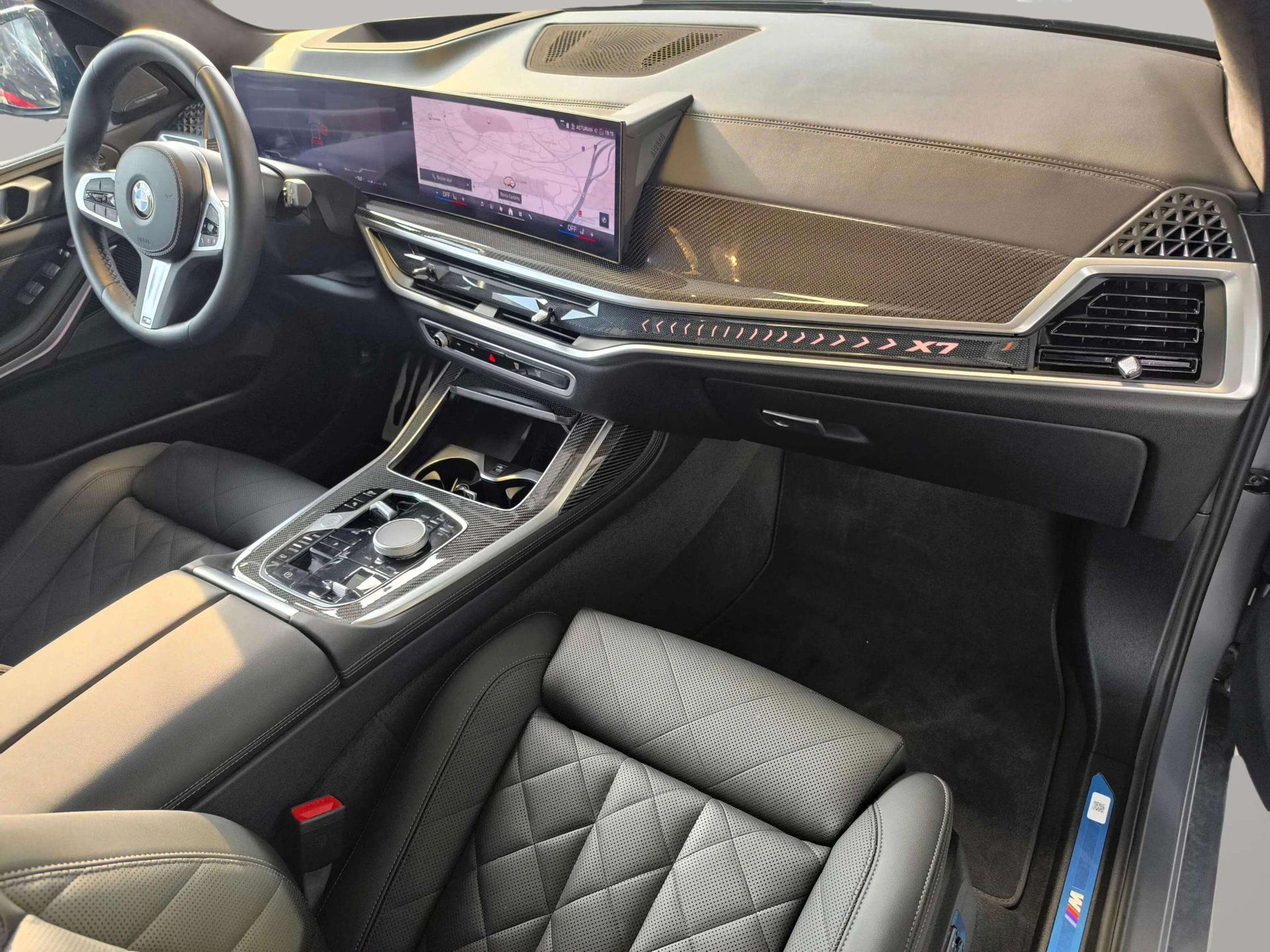 BMW X7 xDrive40d color Gris. Año 2024. 259KW(352CV). Diésel. En concesionario Automóviles Oviedo S.A. de Asturias