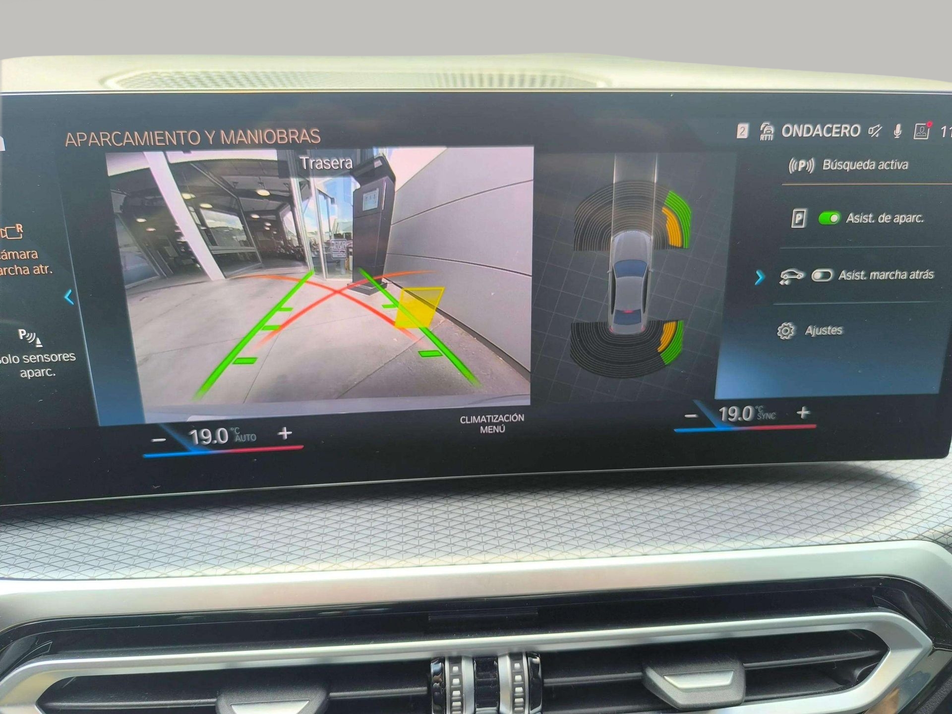 BMW Serie 3 320e color Verde. Año 2023. 150KW(204CV). Híbrido Electro/Gasolina. En concesionario Automóviles Oviedo S.A. de Asturias