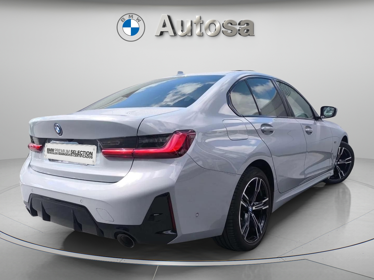 BMW Serie 3 320e color Verde. Año 2023. 150KW(204CV). Híbrido Electro/Gasolina. En concesionario Automóviles Oviedo S.A. de Asturias