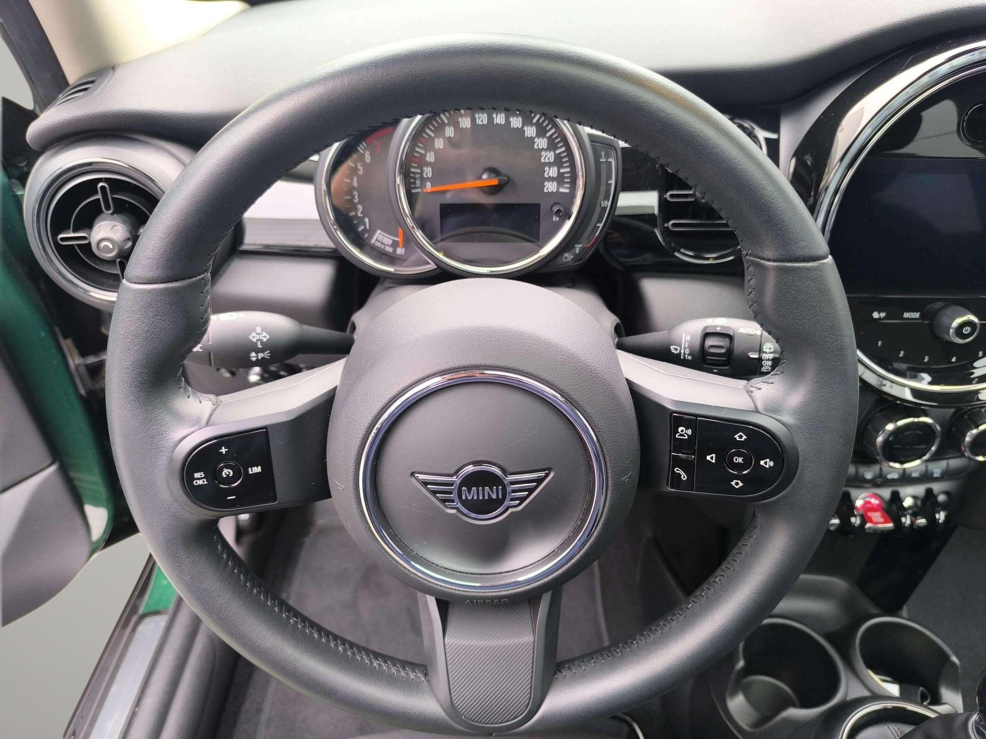 MINI MINI 5 Puertas Cooper 100 kW (136 CV)