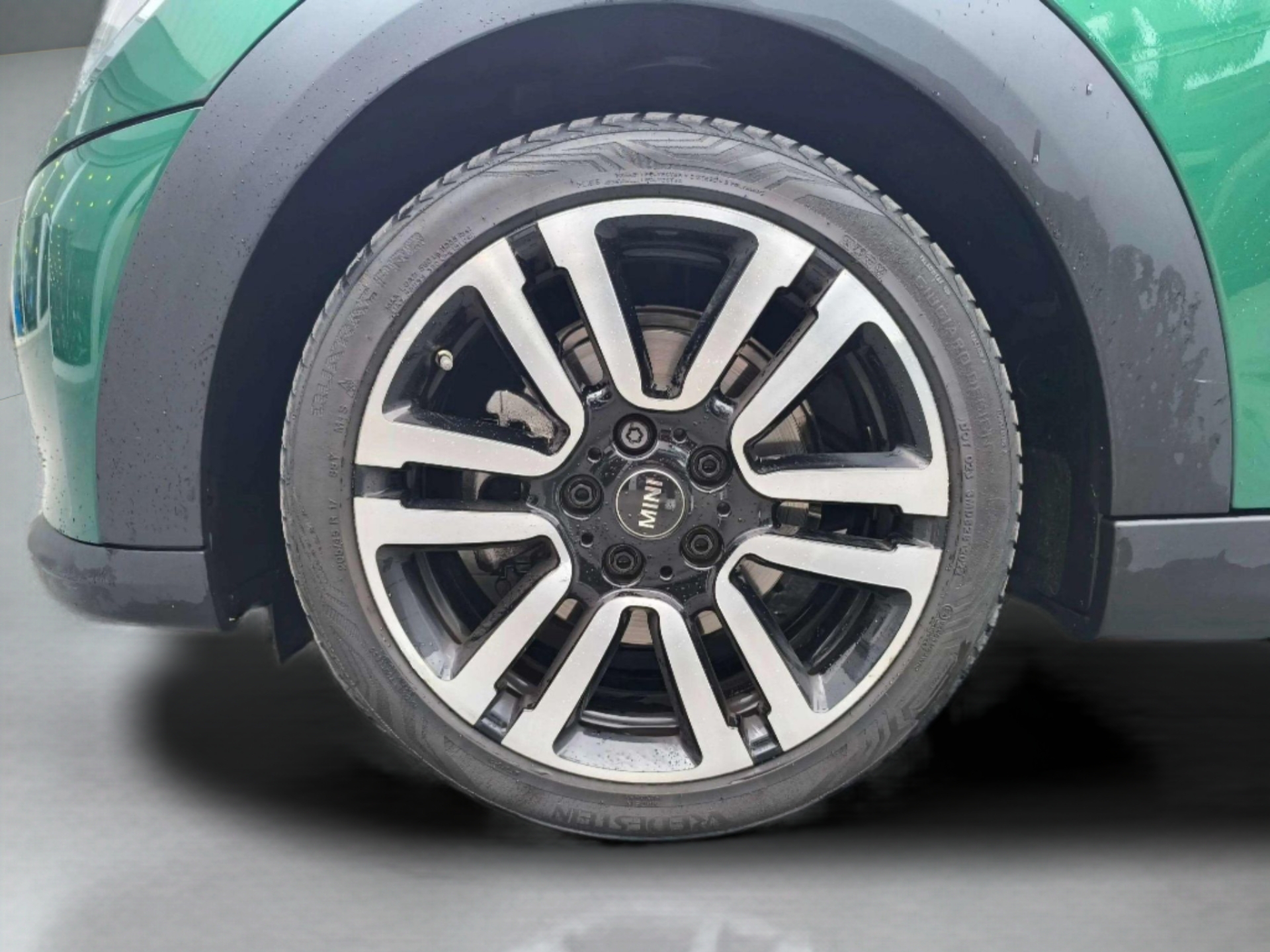 MINI MINI 5 Puertas Cooper 100 kW (136 CV)