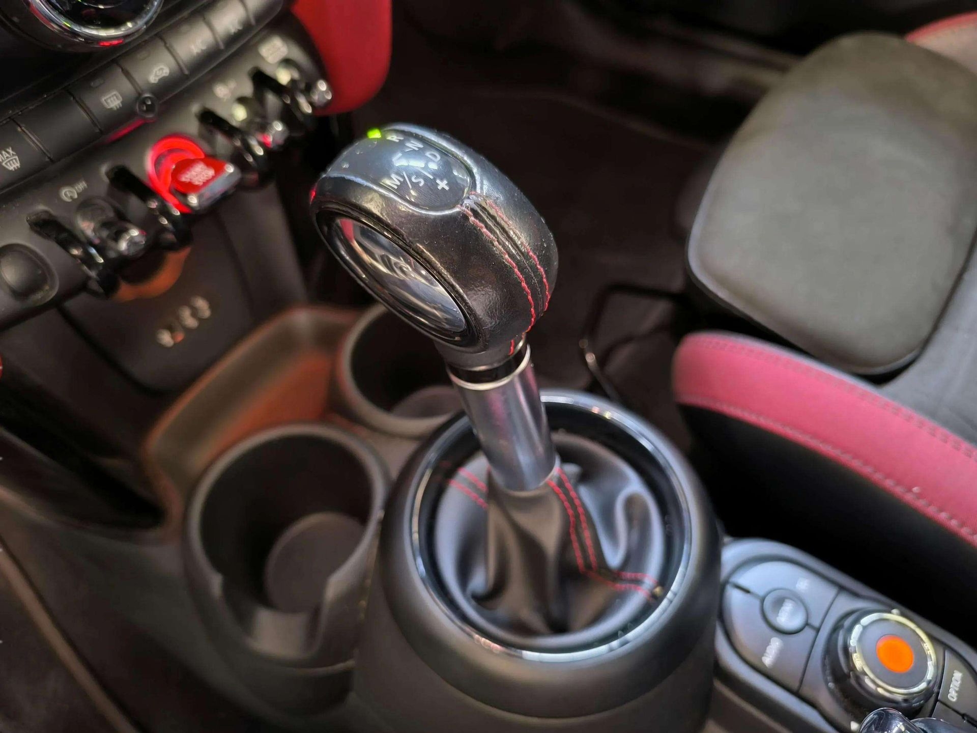 MINI MINI 3 Puertas John Cooper Works 170 kW (231 CV)