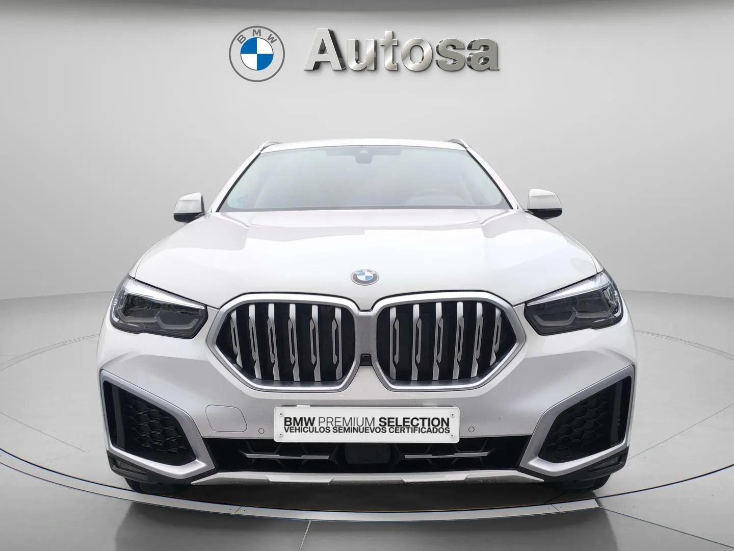 Fotos de BMW X6 xDrive30d color Blanco. Año 2020. 210KW(286CV). Diésel. En concesionario Automóviles Oviedo S.A. de Asturias