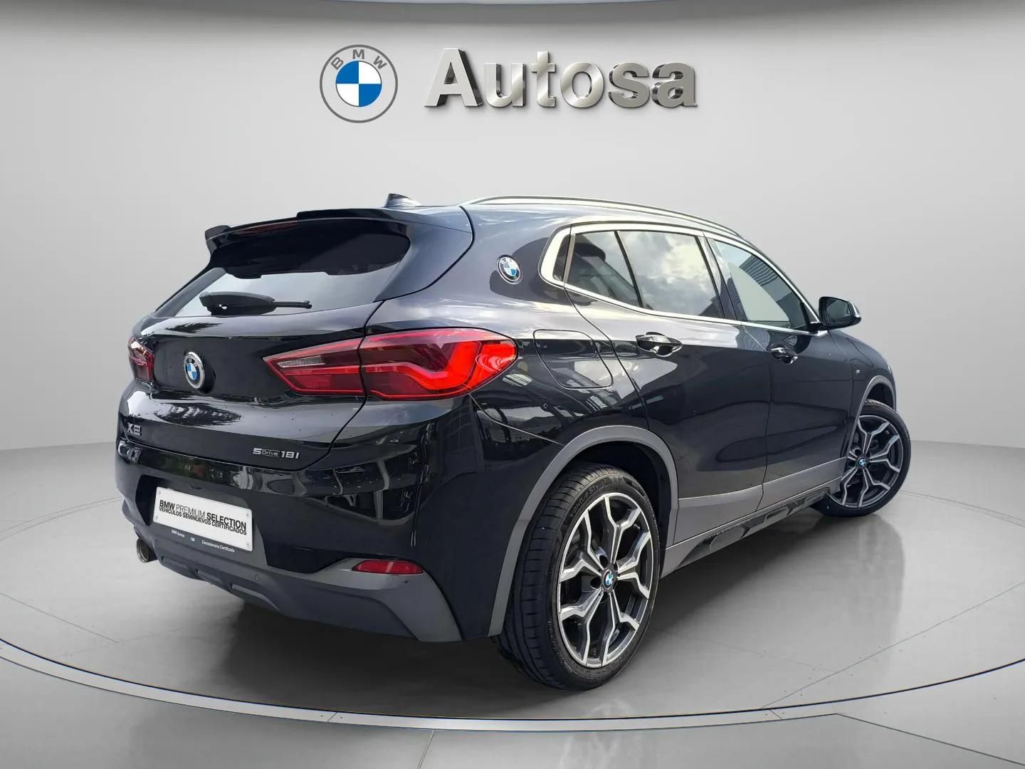 BMW X2 sDrive18i color Negro. Año 2018. 103KW(140CV). Gasolina. En concesionario Automóviles Oviedo S.A. de Asturias