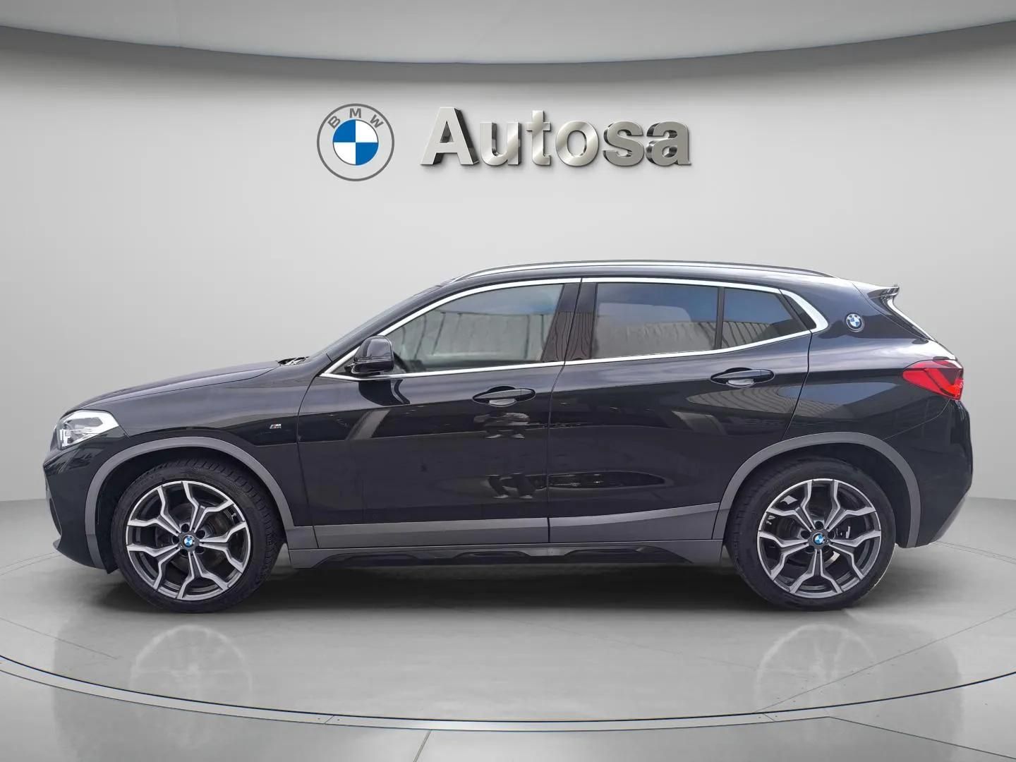 Fotos de BMW X2 sDrive18i color Negro. Año 2018. 103KW(140CV). Gasolina. En concesionario Automóviles Oviedo S.A. de Asturias