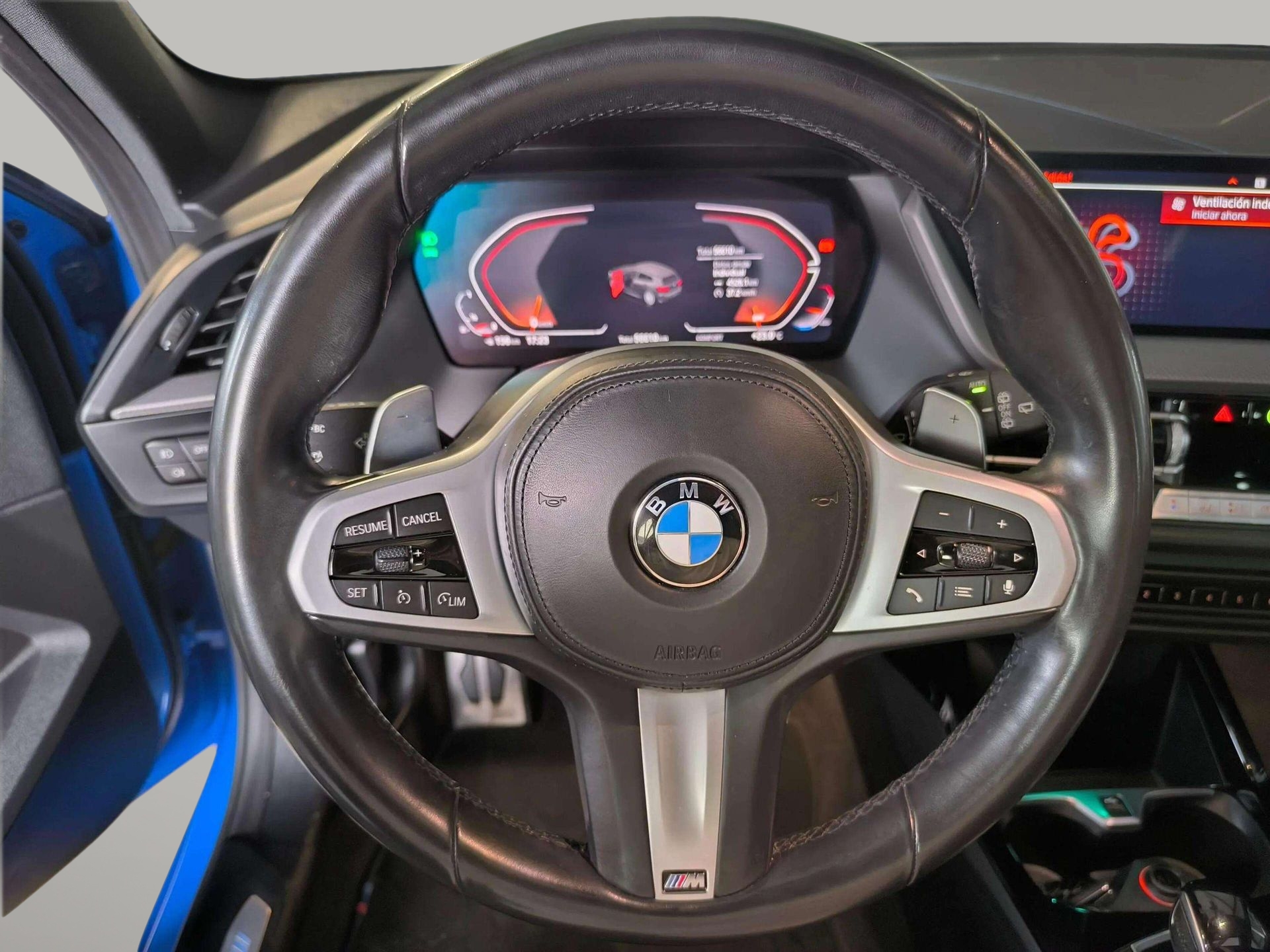 BMW Serie 1 120i color Azul. Año 2021. 131KW(178CV). Gasolina. En concesionario Automóviles Oviedo S.A. de Asturias