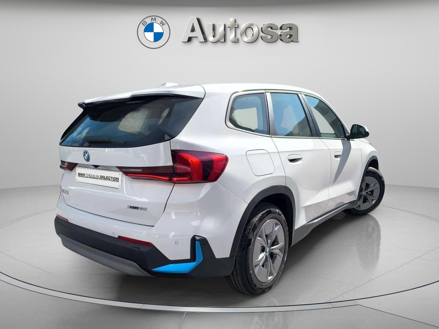 BMW iX1 xDrive30 color Blanco. Año 2025. 230KW(313CV). Eléctrico. En concesionario Automóviles Oviedo S.A. de Asturias