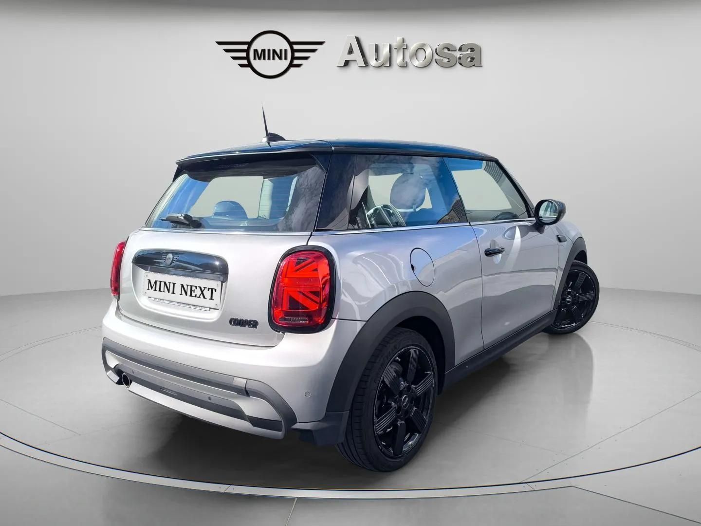MINI MINI Cooper 100 kW (136 CV)