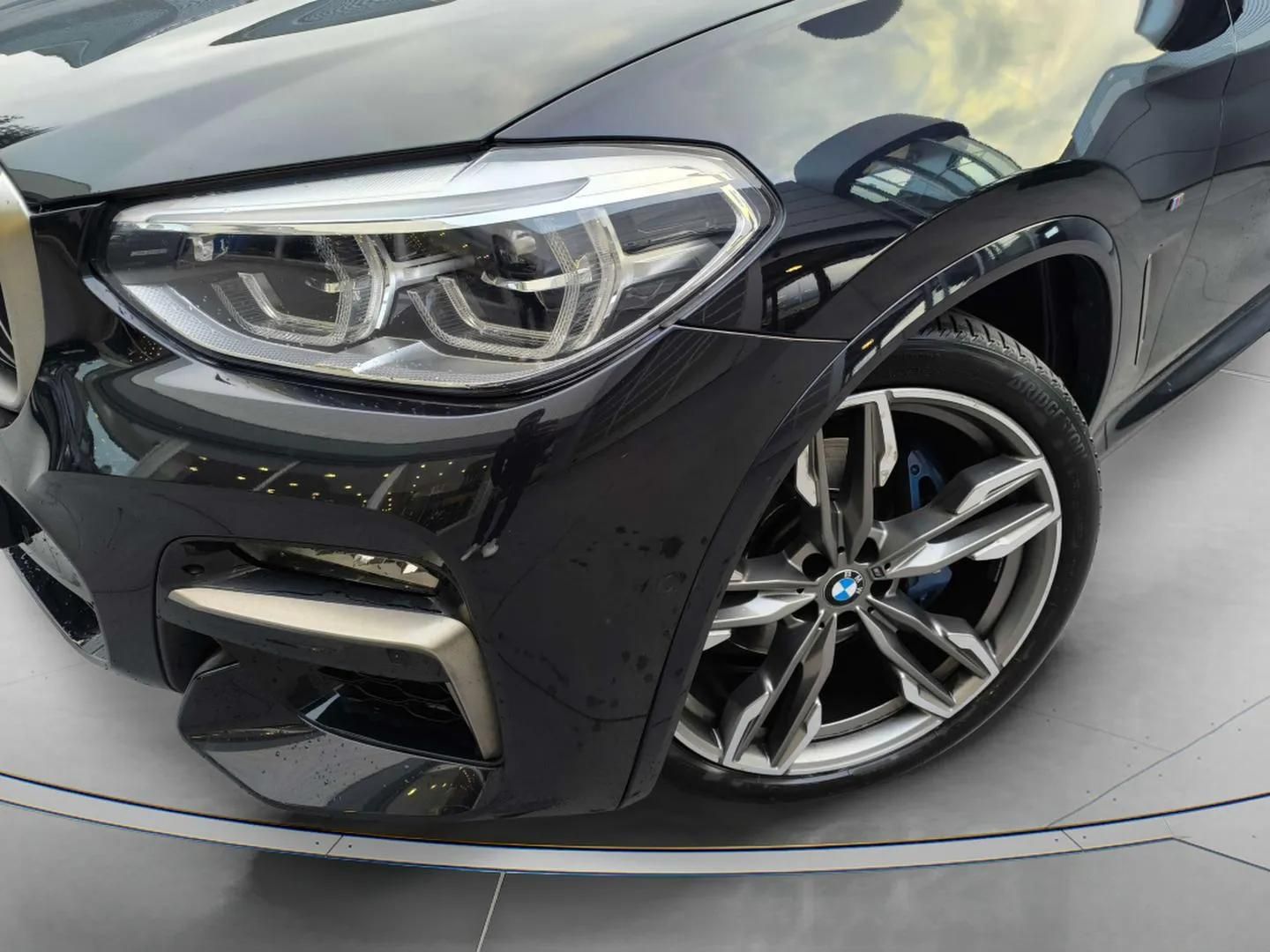 BMW X3 M40i color Negro. Año 2020. 260KW(354CV). Gasolina. En concesionario Automóviles Oviedo S.A. de Asturias