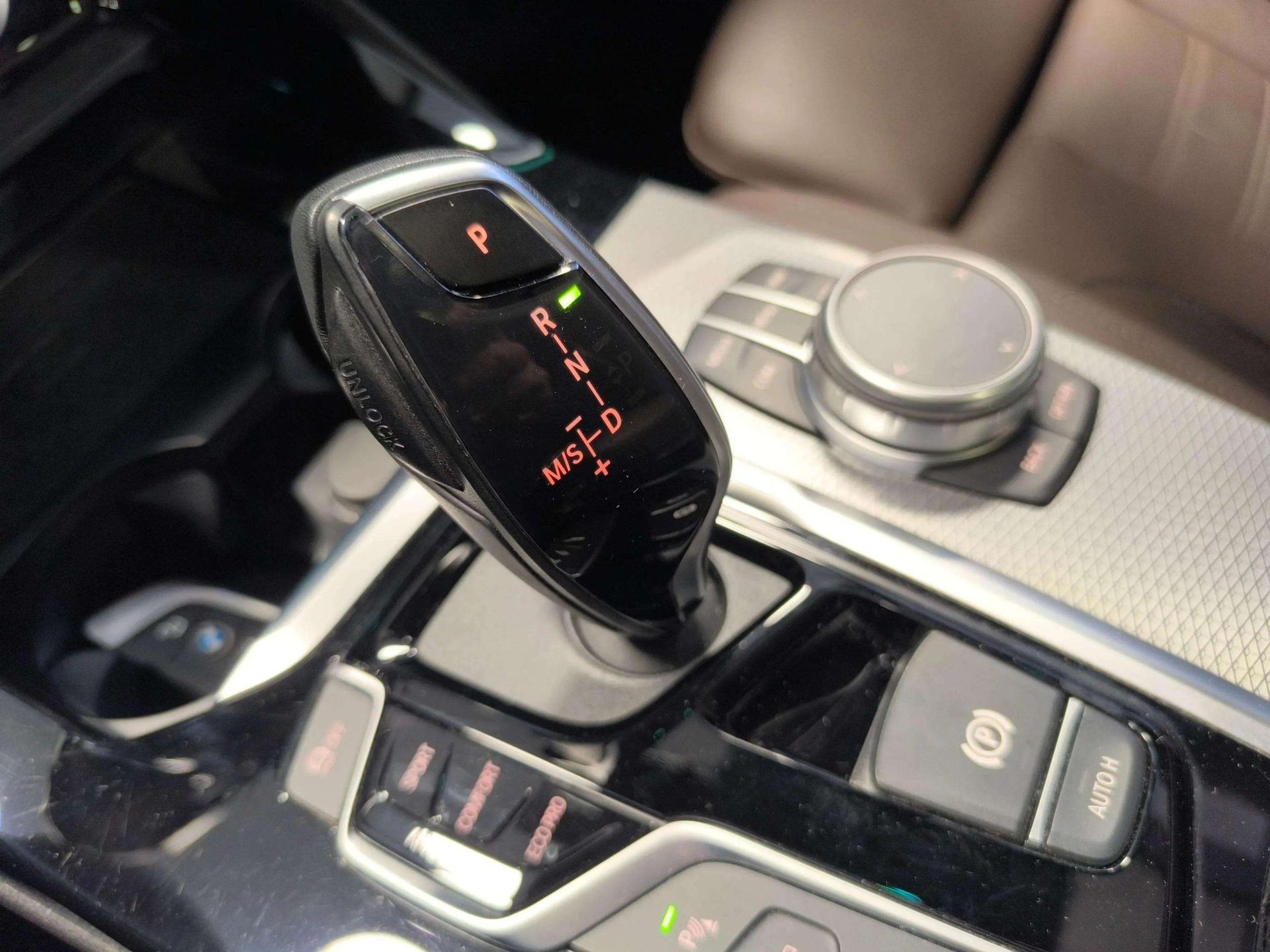 BMW X3 M40i color Negro. Año 2020. 260KW(354CV). Gasolina. En concesionario Automóviles Oviedo S.A. de Asturias