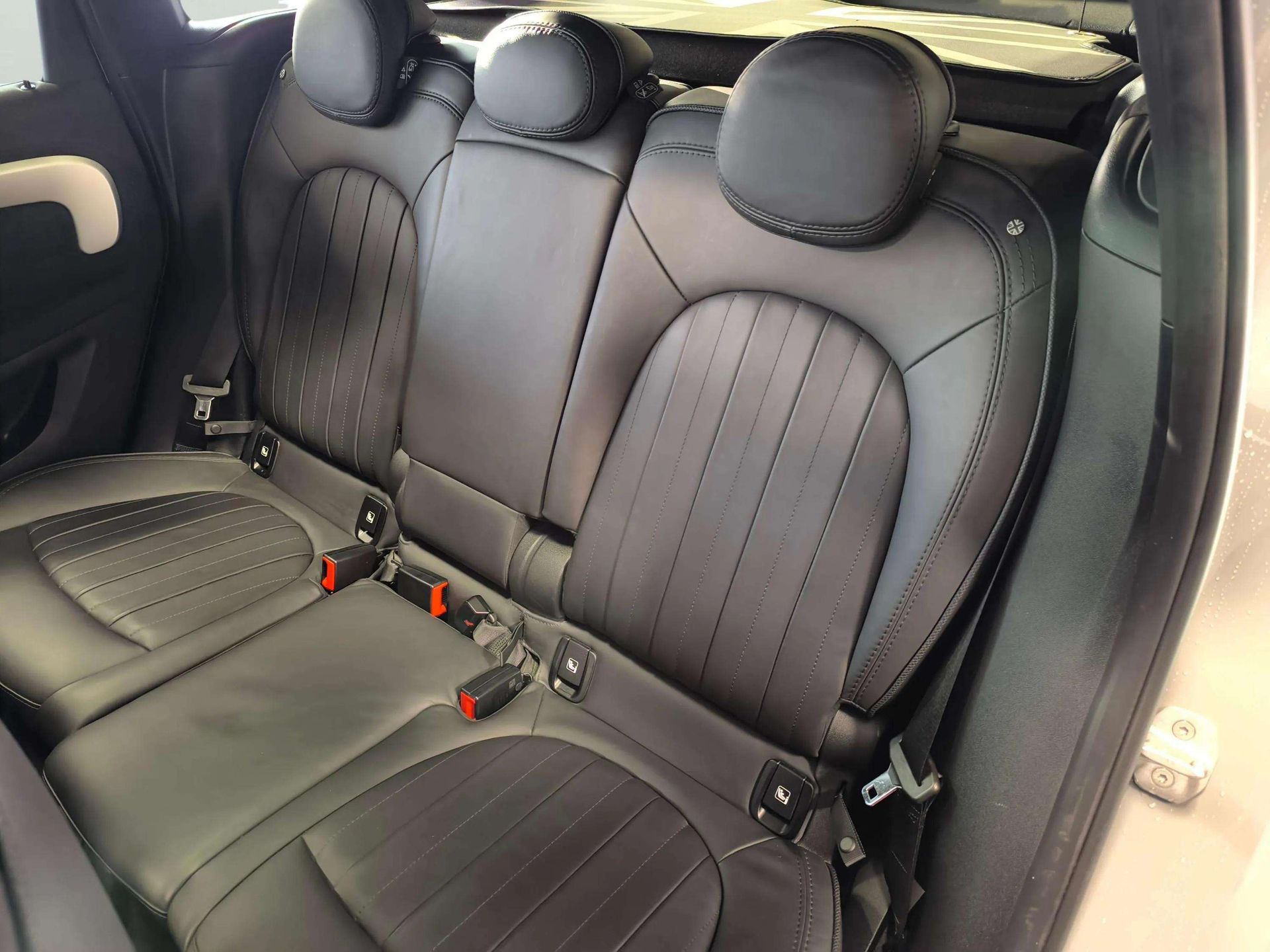 MINI MINI Countryman Cooper D 110 kW (150 CV)