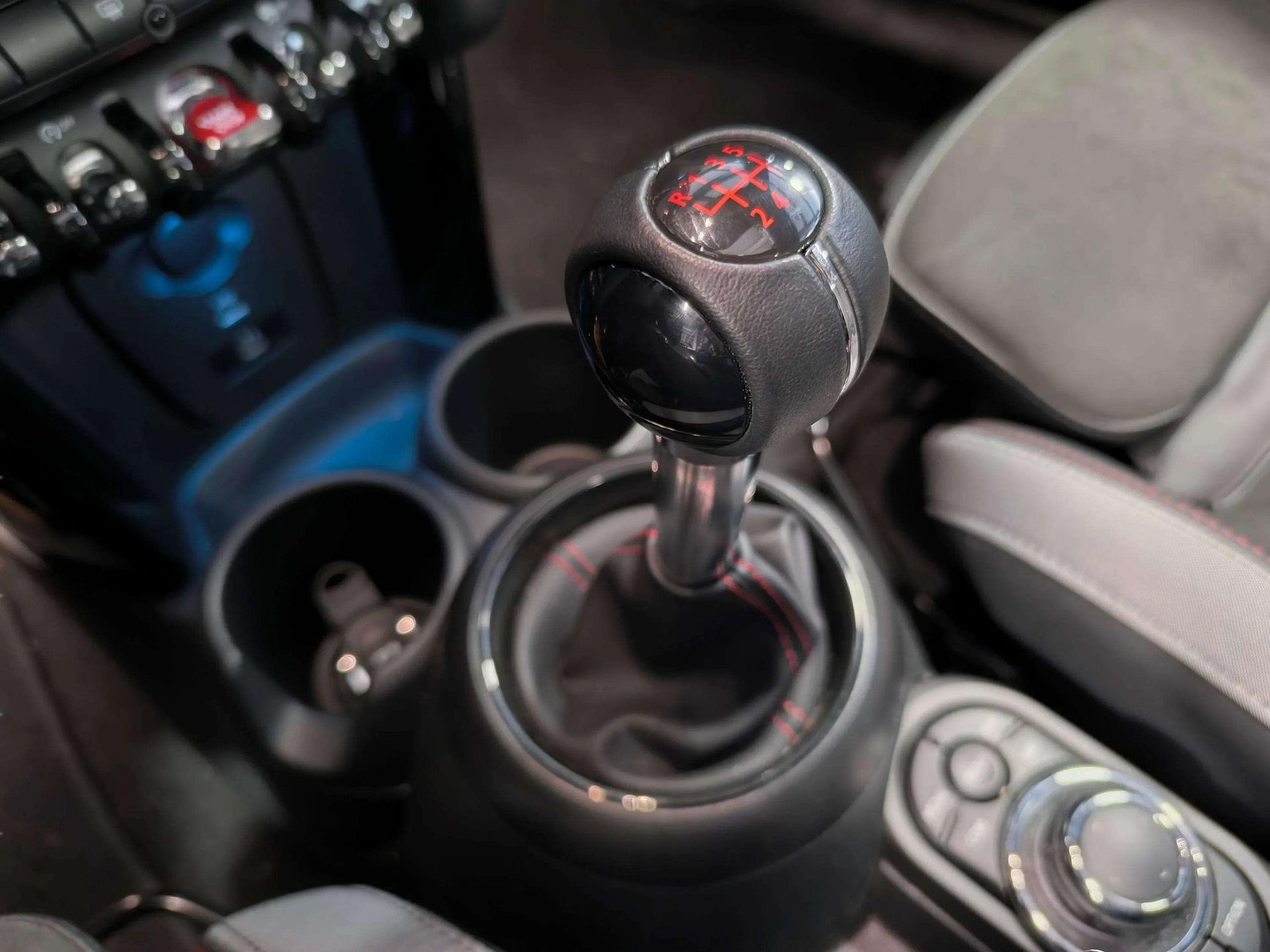 MINI MINI 3 Puertas John Cooper Works 170 kW (231 CV)