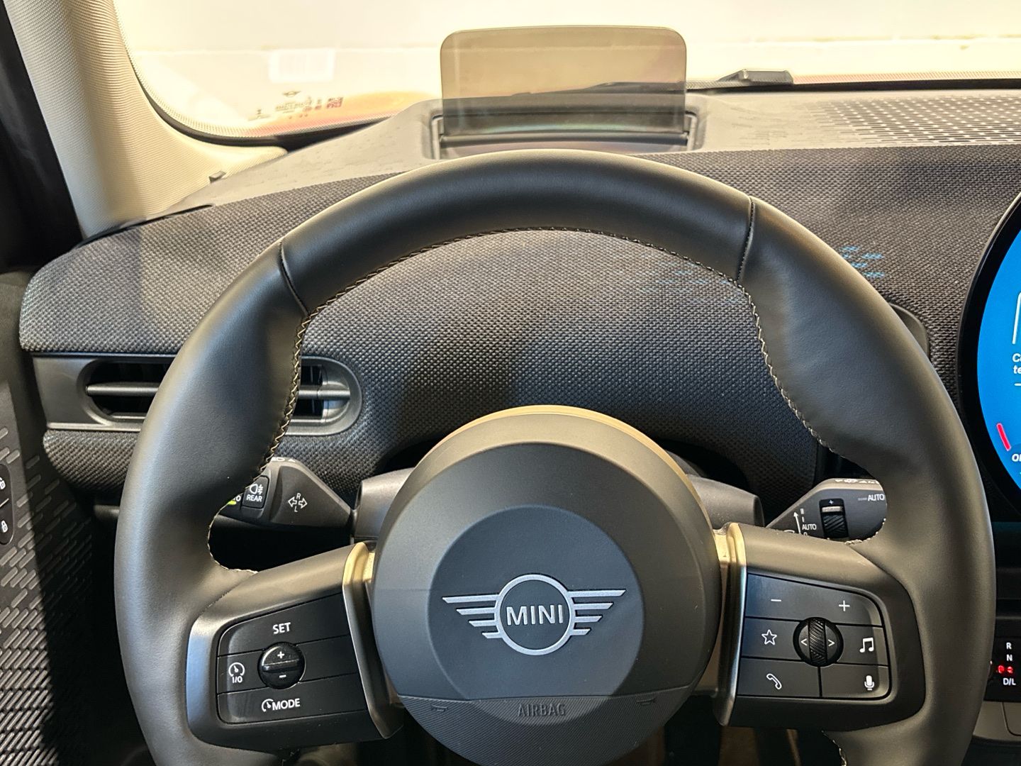 fotoG 13 del MINI MINI Cooper 5 Puertas C 115 kW (156 CV) 156cv Gasolina del 2025 en Barcelona