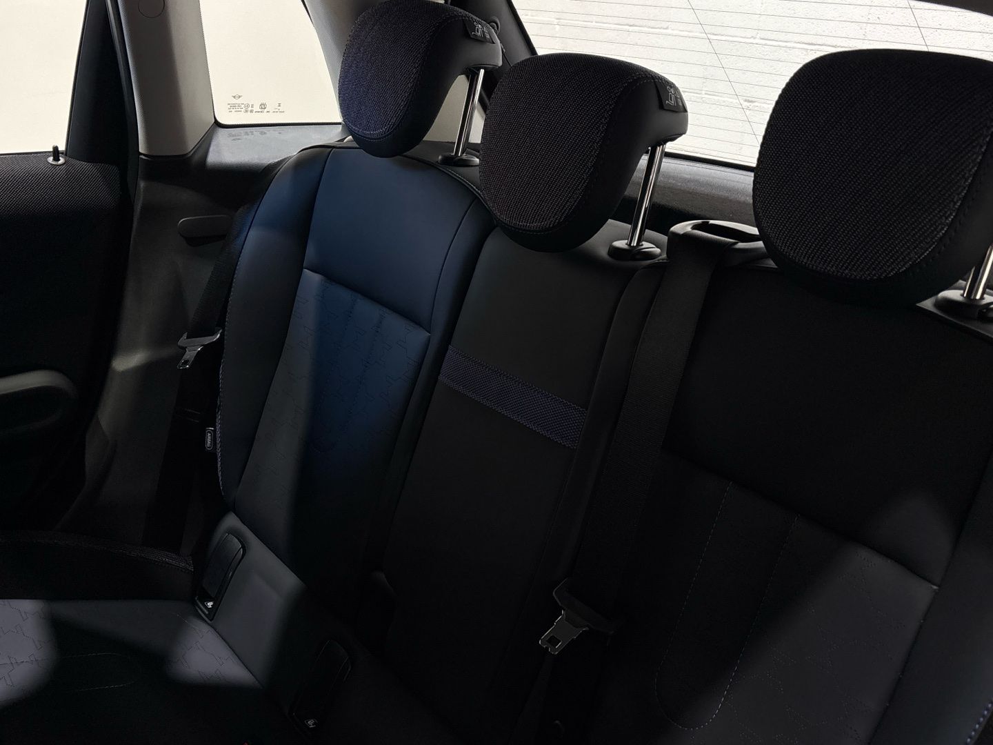 fotoG 10 del MINI MINI Cooper 5 Puertas C 115 kW (156 CV) 156cv Gasolina del 2025 en Barcelona