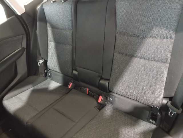 BMW iX1 eDrive20 color Gris Plata. Año 2024. 150KW(204CV). Eléctrico. En concesionario Quadis Munich (Terrassa) de Barcelona